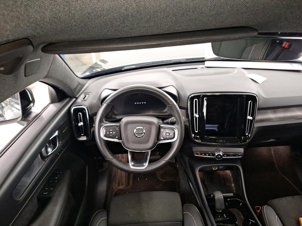 Volvo C40 Navi LED Pano 5