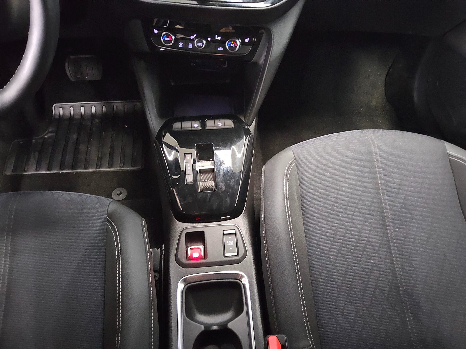 Opel Corsa-e Elegance Navi LED Shz  RFK 180° 6