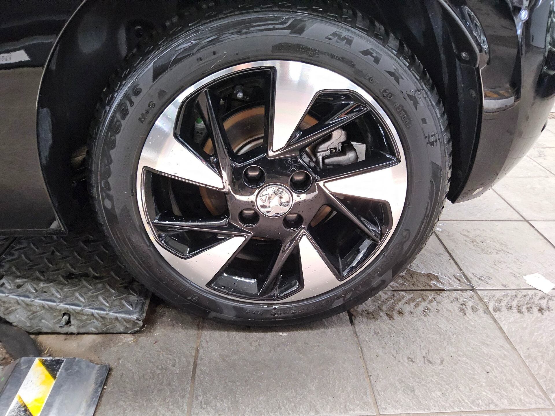 Opel Corsa-e Elegance Navi LED Shz  RFK 180° 11