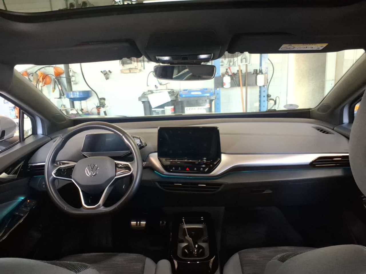 Volkswagen ID.4 Pure Performance NAVI SHZ ACC LENKRADHZG 5