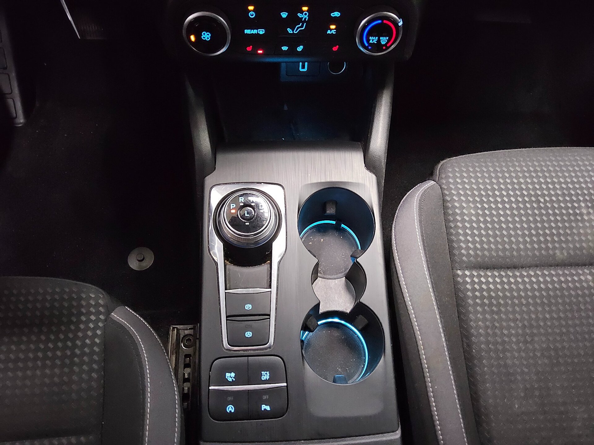 Ford Focus Turnier 2.0 EB Cool&Connect Navi LED RfK 6