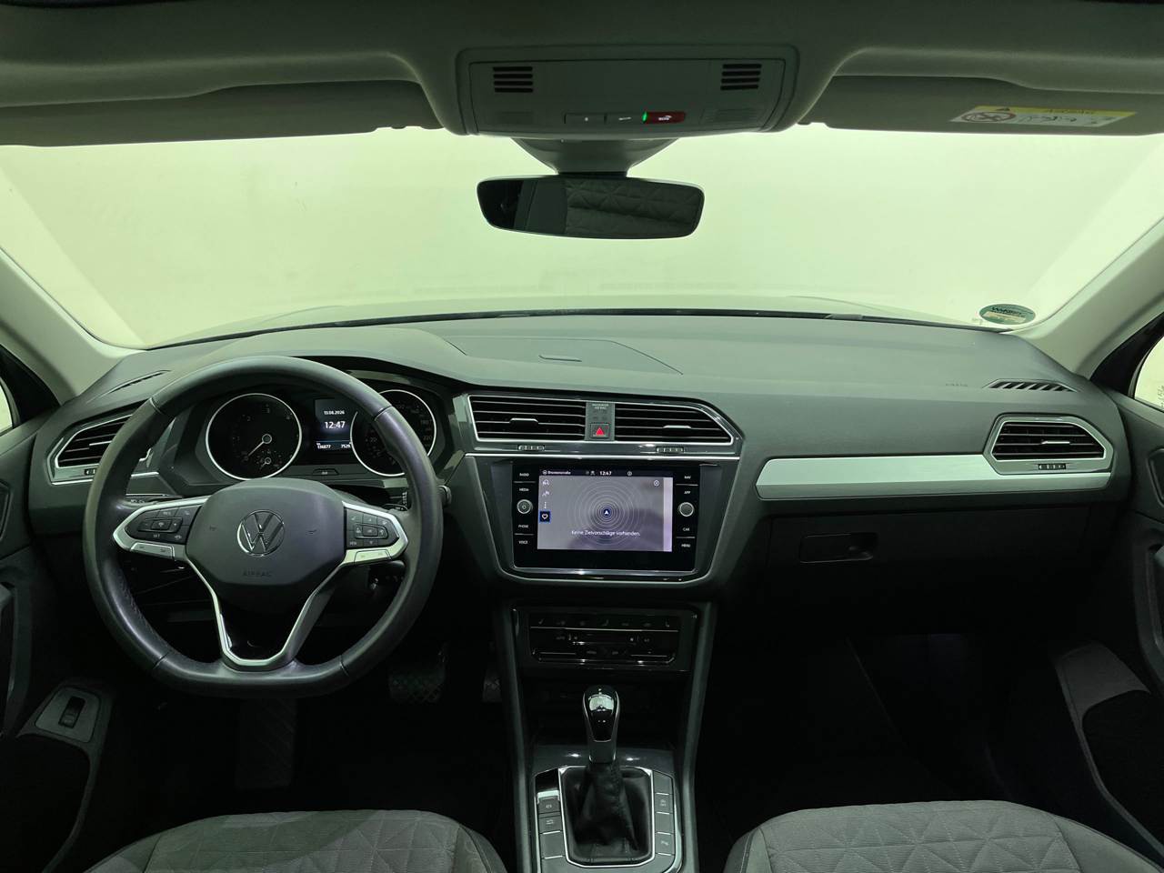 Volkswagen Tiguan 2.0 TDI Life NAVI LED SHZ HuD PANO 5