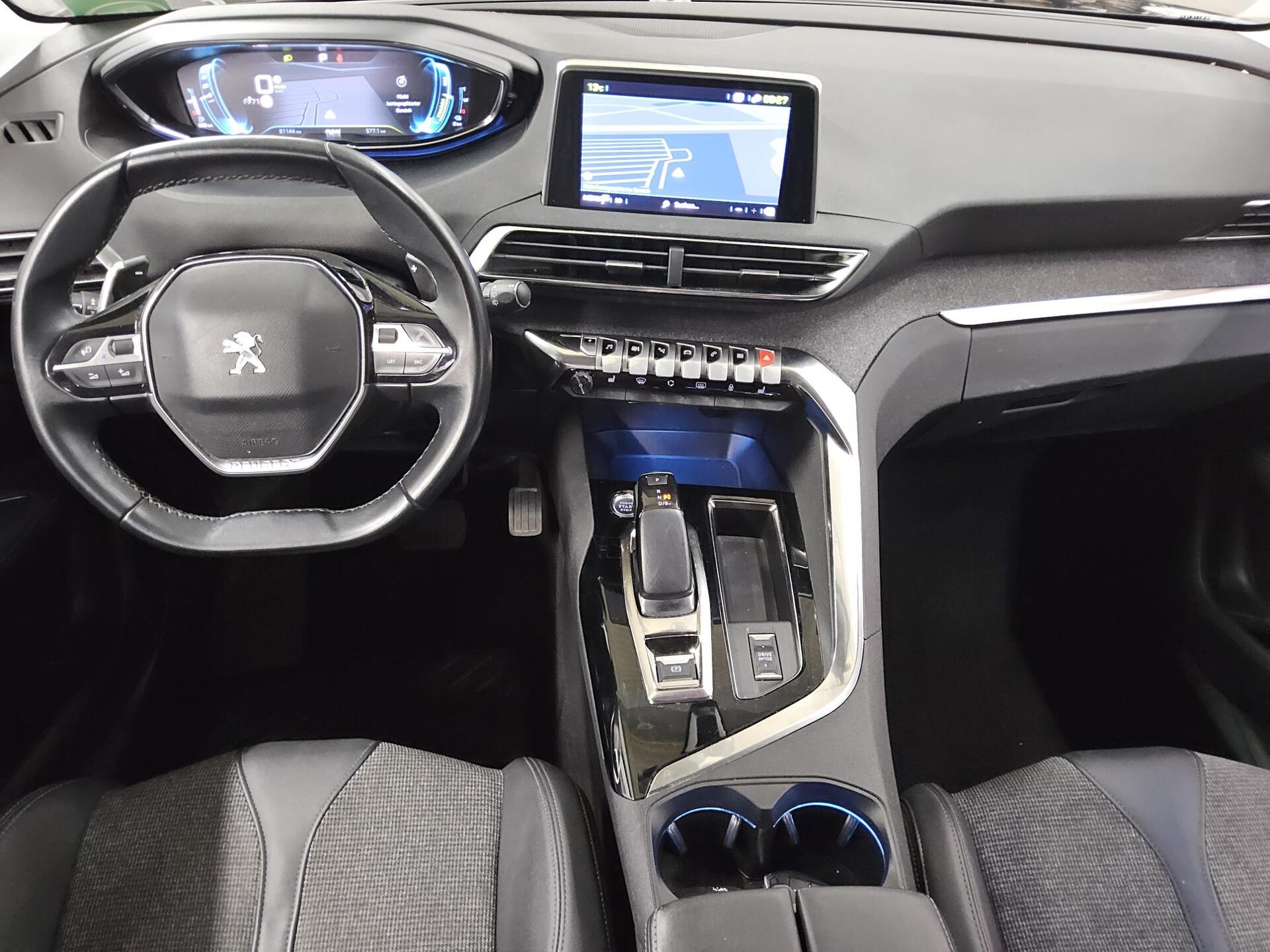 Peugeot 3008 Hybrid 225 Allure Navi AHK ACC RfK 5