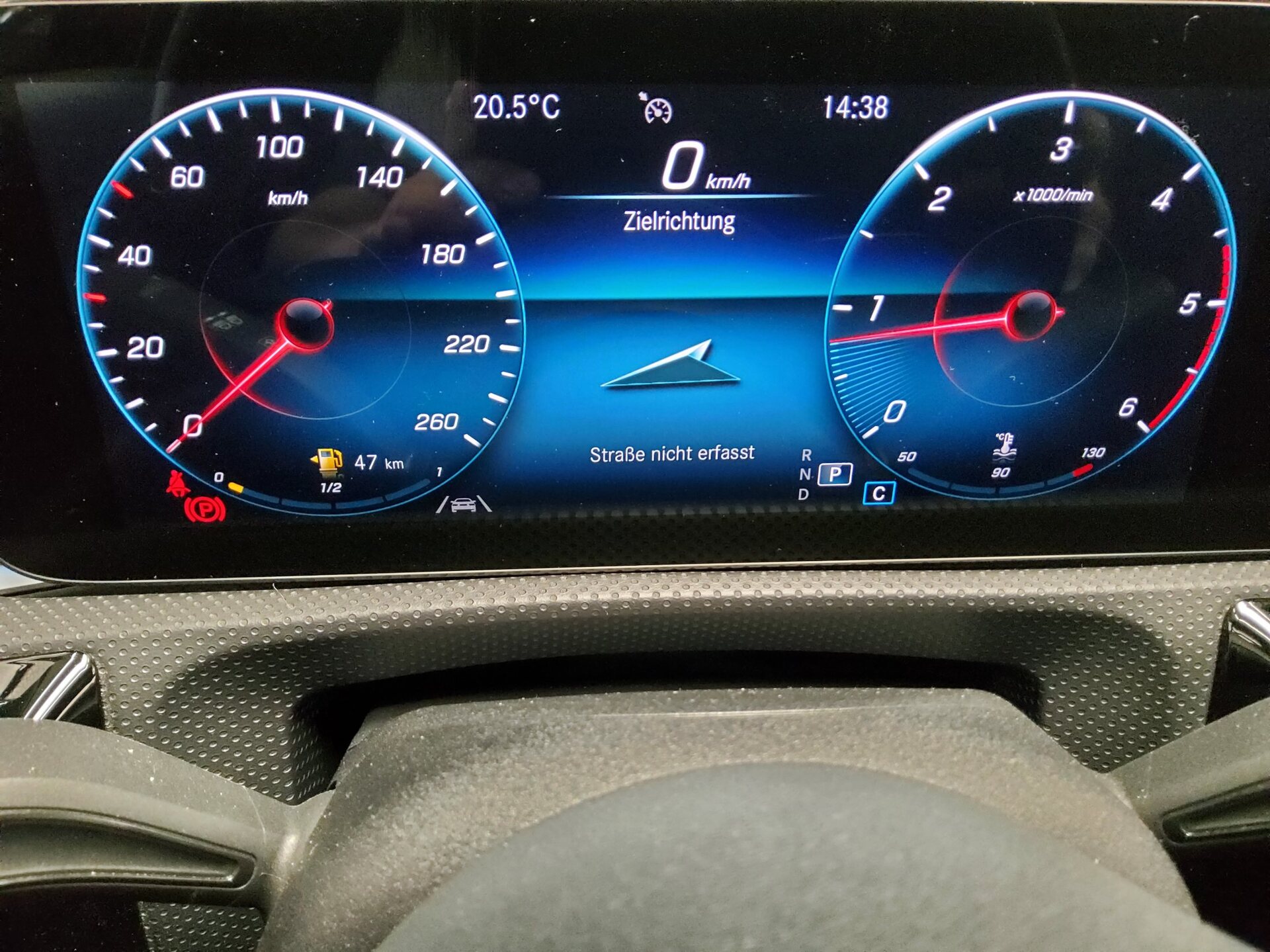 Mercedes-Benz A 200 d Progressive Navi Shz Night Burmester PDC 8