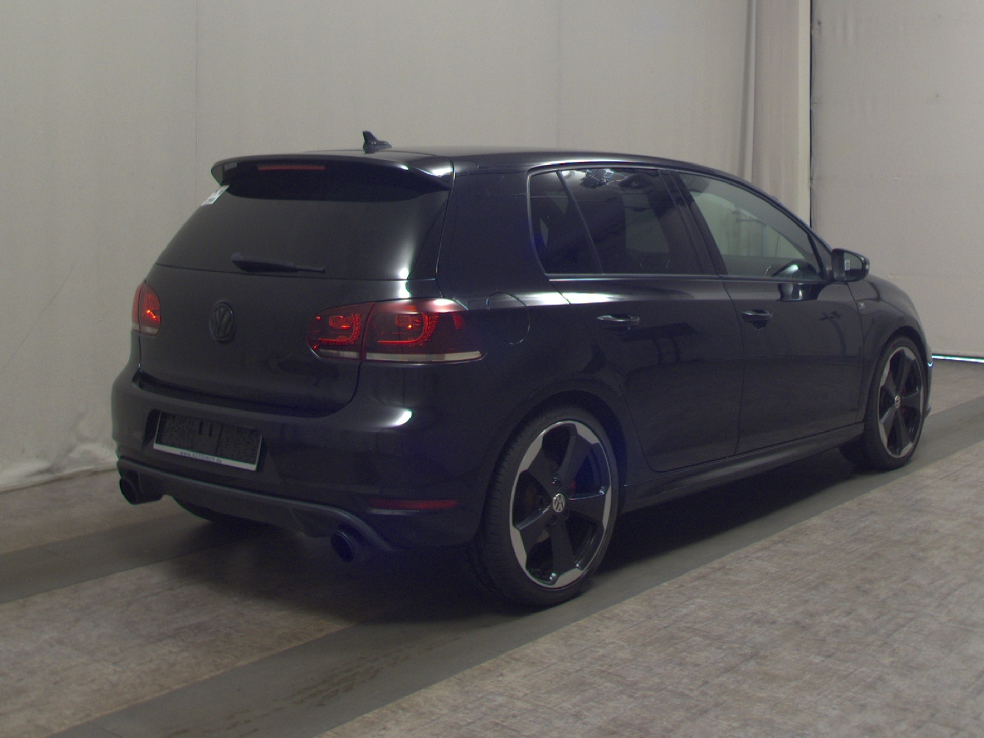Volkswagen Golf 2.0 TSI GTI Navi Shz PDC Sound HU 03/28 4