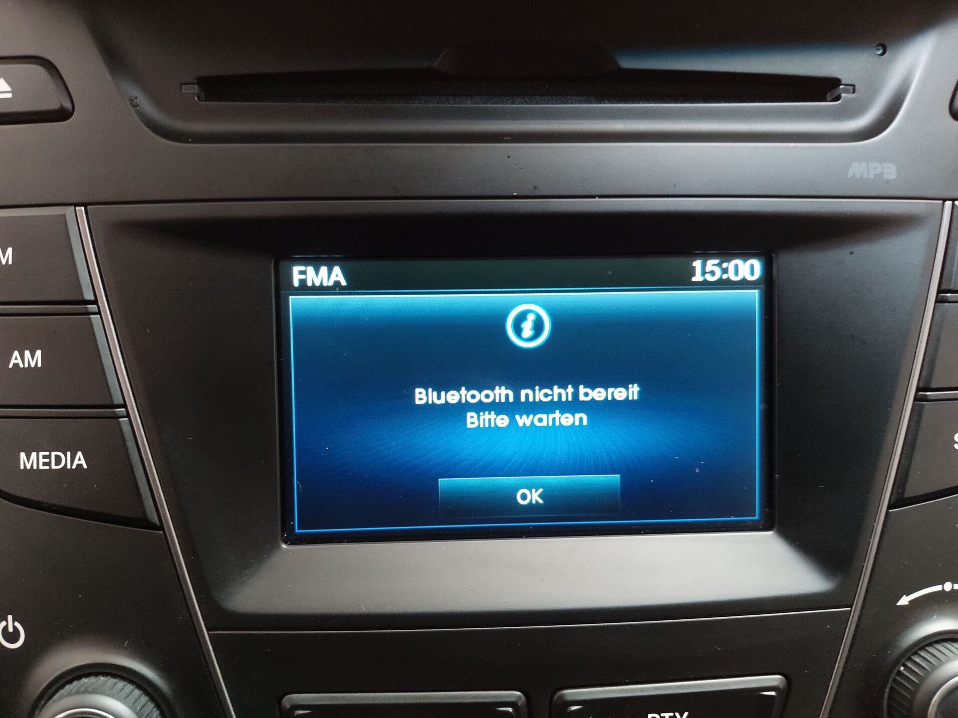 Hyundai Santa Fe 2.2 CRDI Leder Xenon RFK Shz 19