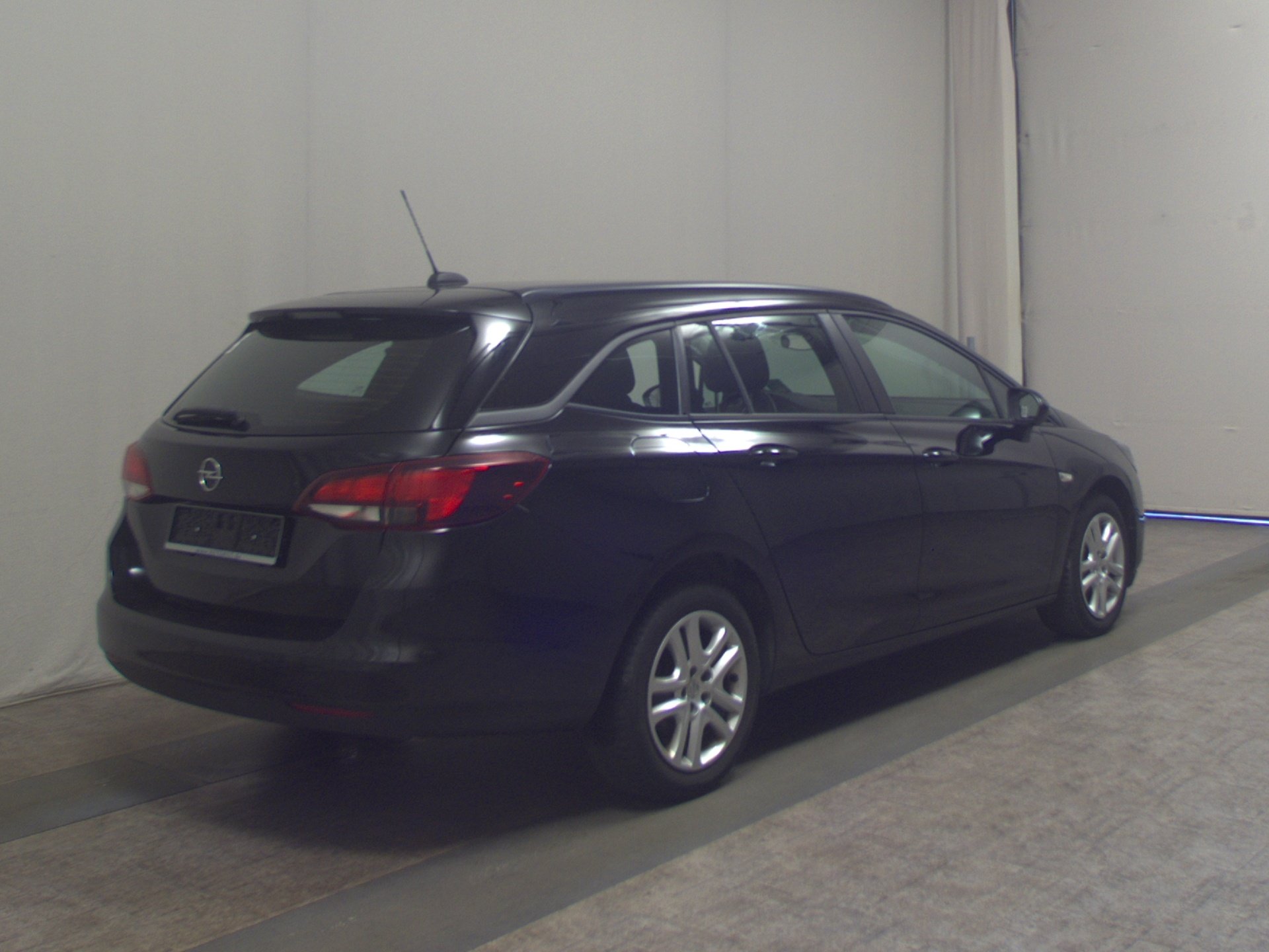 Opel Astra ST 1.5 D Business Ed. Navi LED RFK SHZ 4