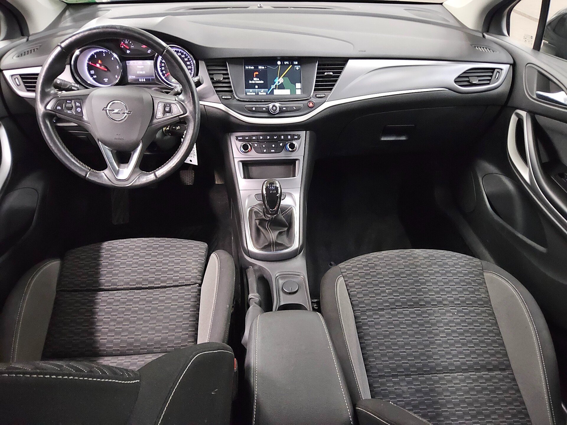 Opel Astra ST 1.5 D Business Ed. Navi LED RFK SHZ 5