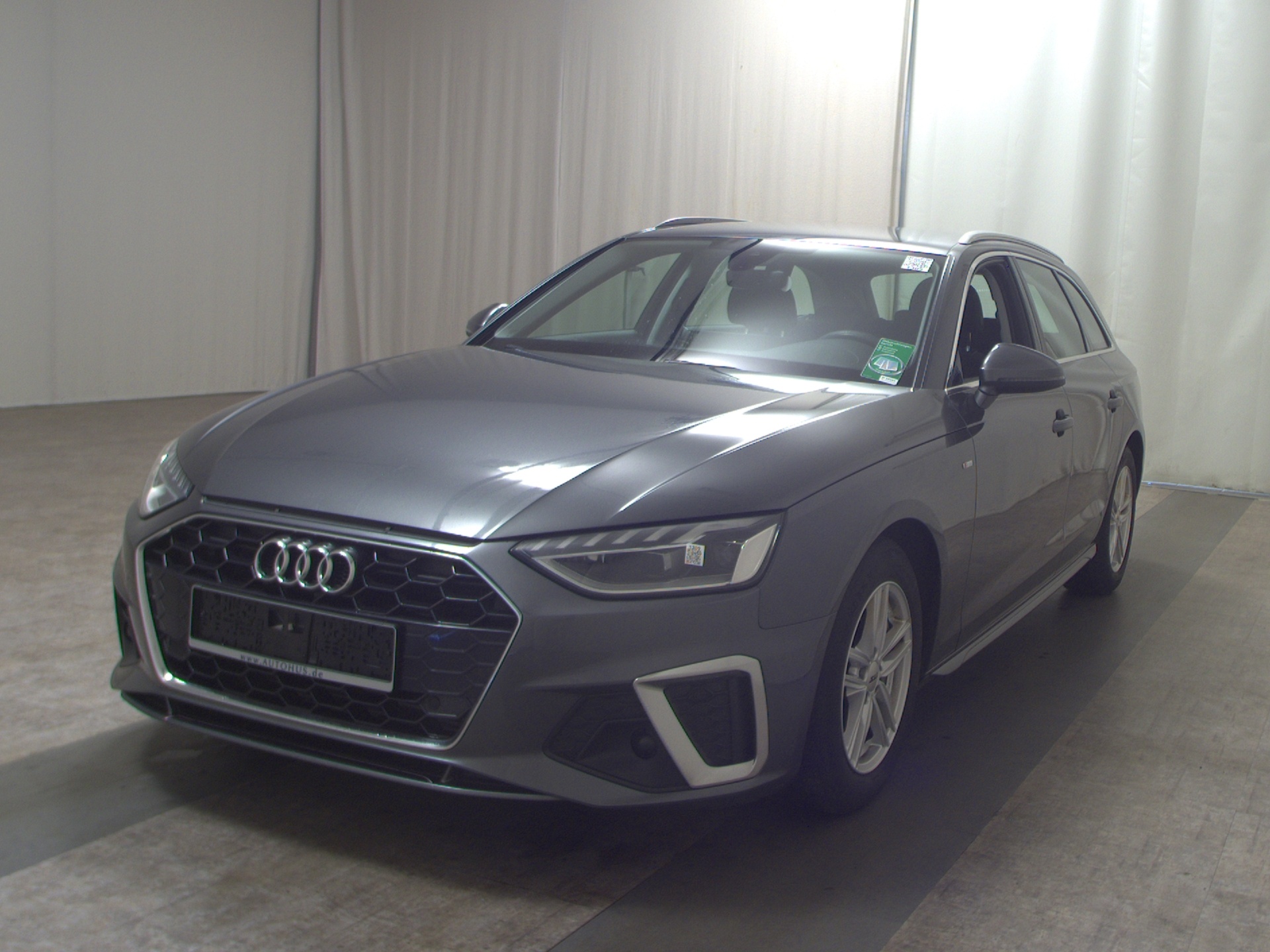 Audi A4 Avant 40 TFSI S-Line Navi LED vc Shz 2