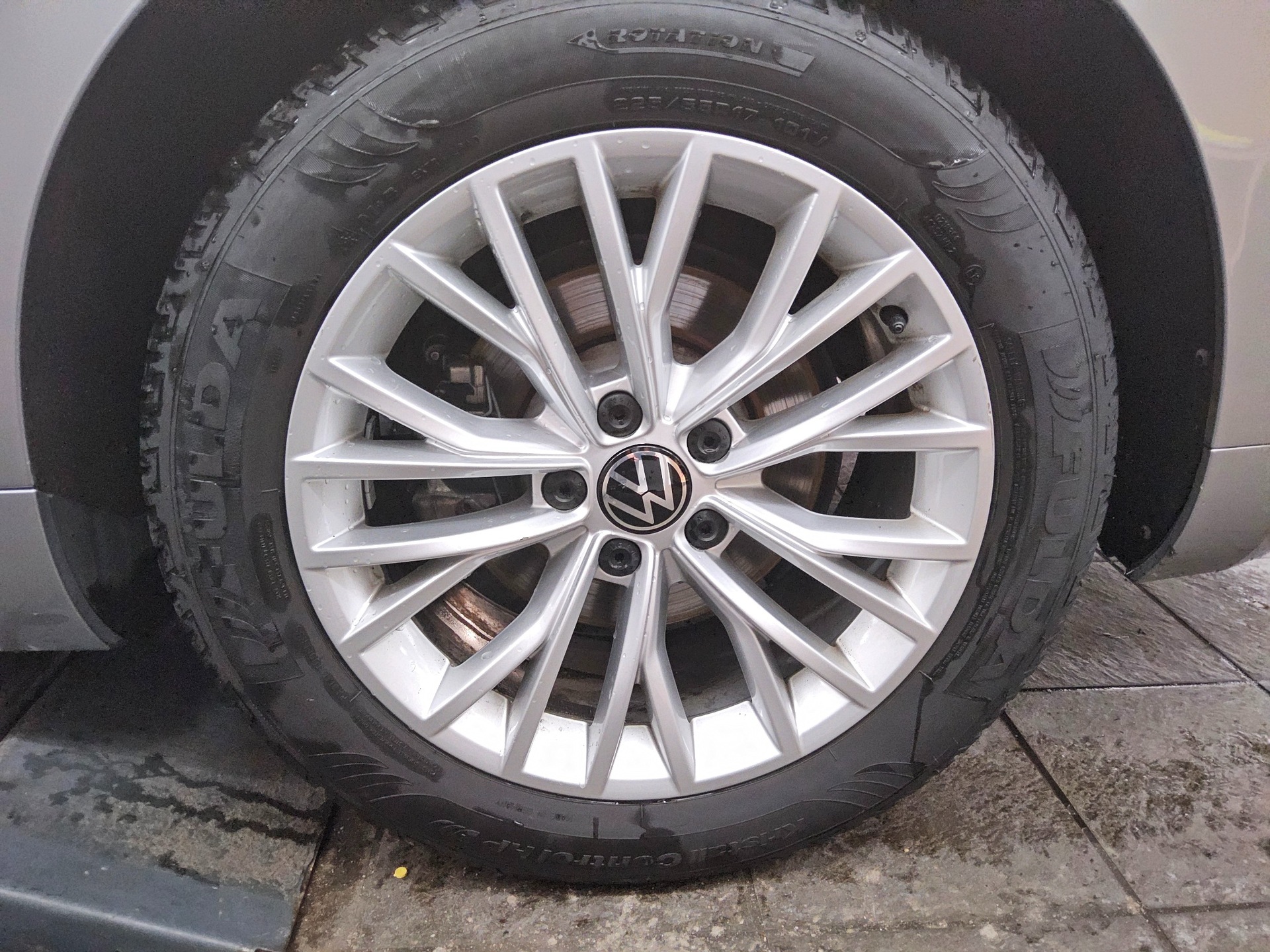 Volkswagen Arteon SB 2.0 TDI Navi LED AID ACC AHK 11
