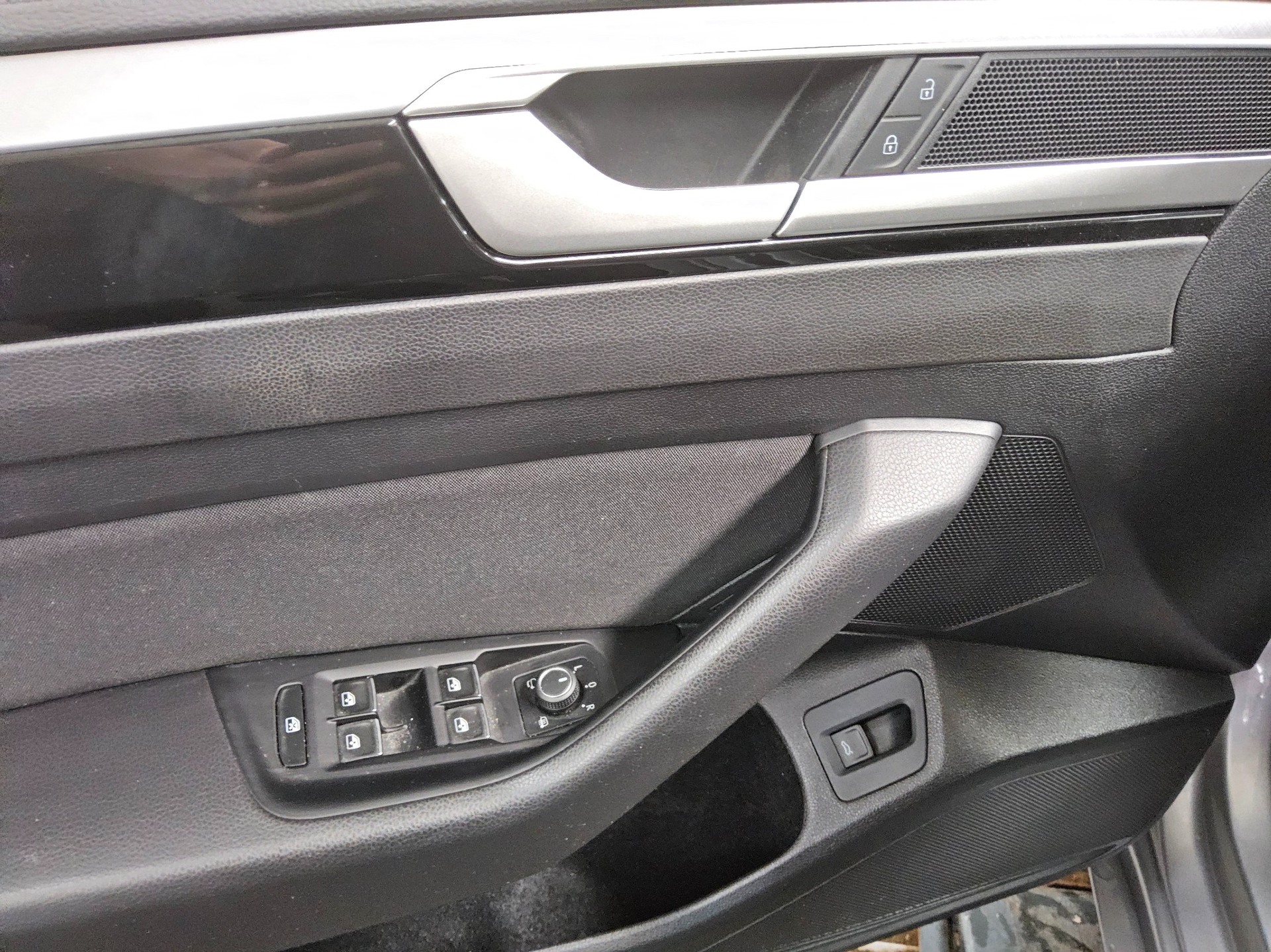 Volkswagen Arteon SB 2.0 TDI Navi LED AID ACC AHK 10