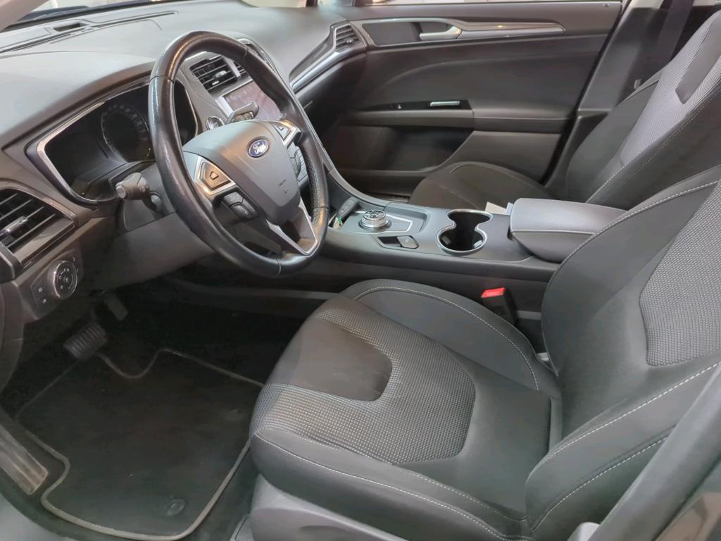 Ford Mondeo Turnier 2.0 EB Titanium NAVI SPORTSITZE KLIMAAUT RADIO MFL 6