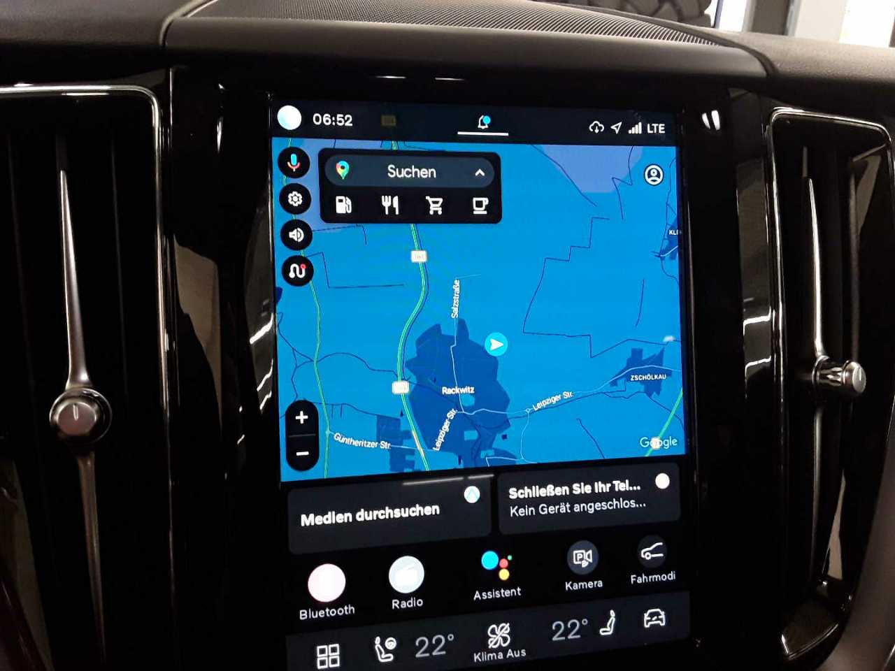 Volvo XC60 B4 D Core Navi LED AHK RFK SHZ 10
