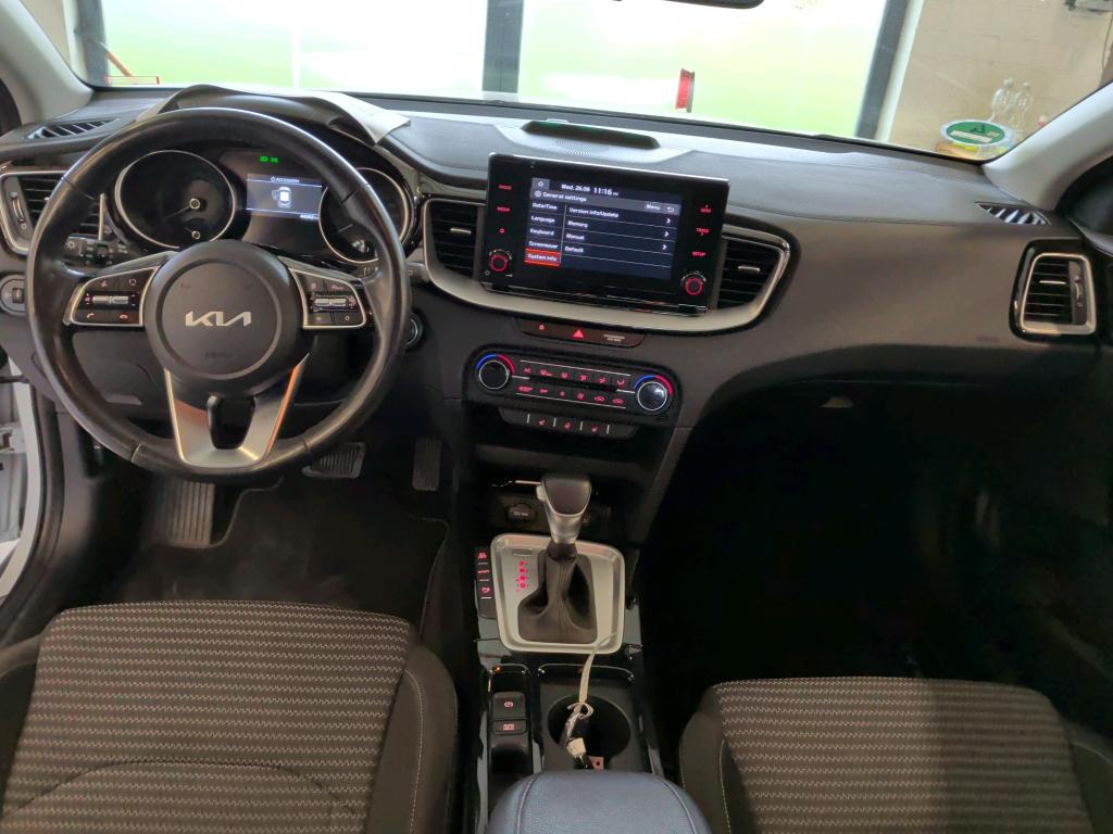 Kia X Ceed 1.6 PHEV Vision MULTIMEDIA KLIMAAUT SHZ RFK LED 6