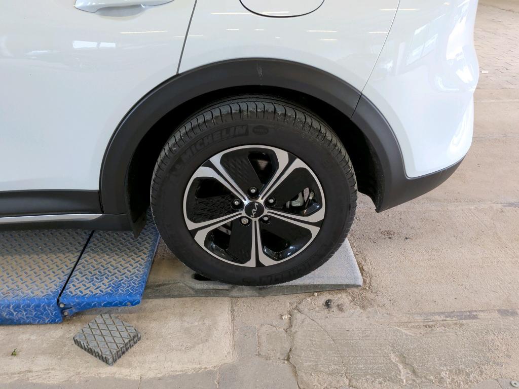 Kia X Ceed 1.6 PHEV Vision MULTIMEDIA KLIMAAUT SHZ RFK LED 12