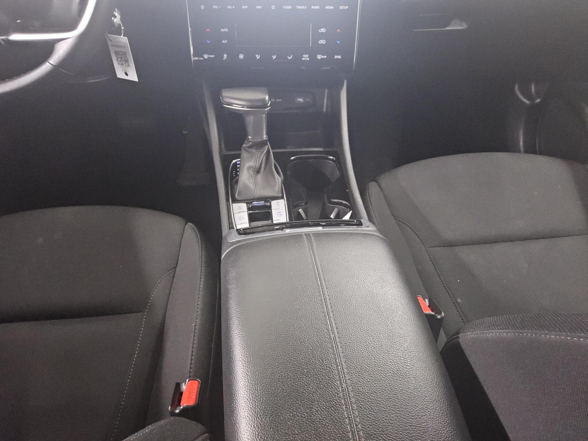 Hyundai Tucson 1.6 CRDI Navi Rückfahrkamera SHZ LED DAB 6