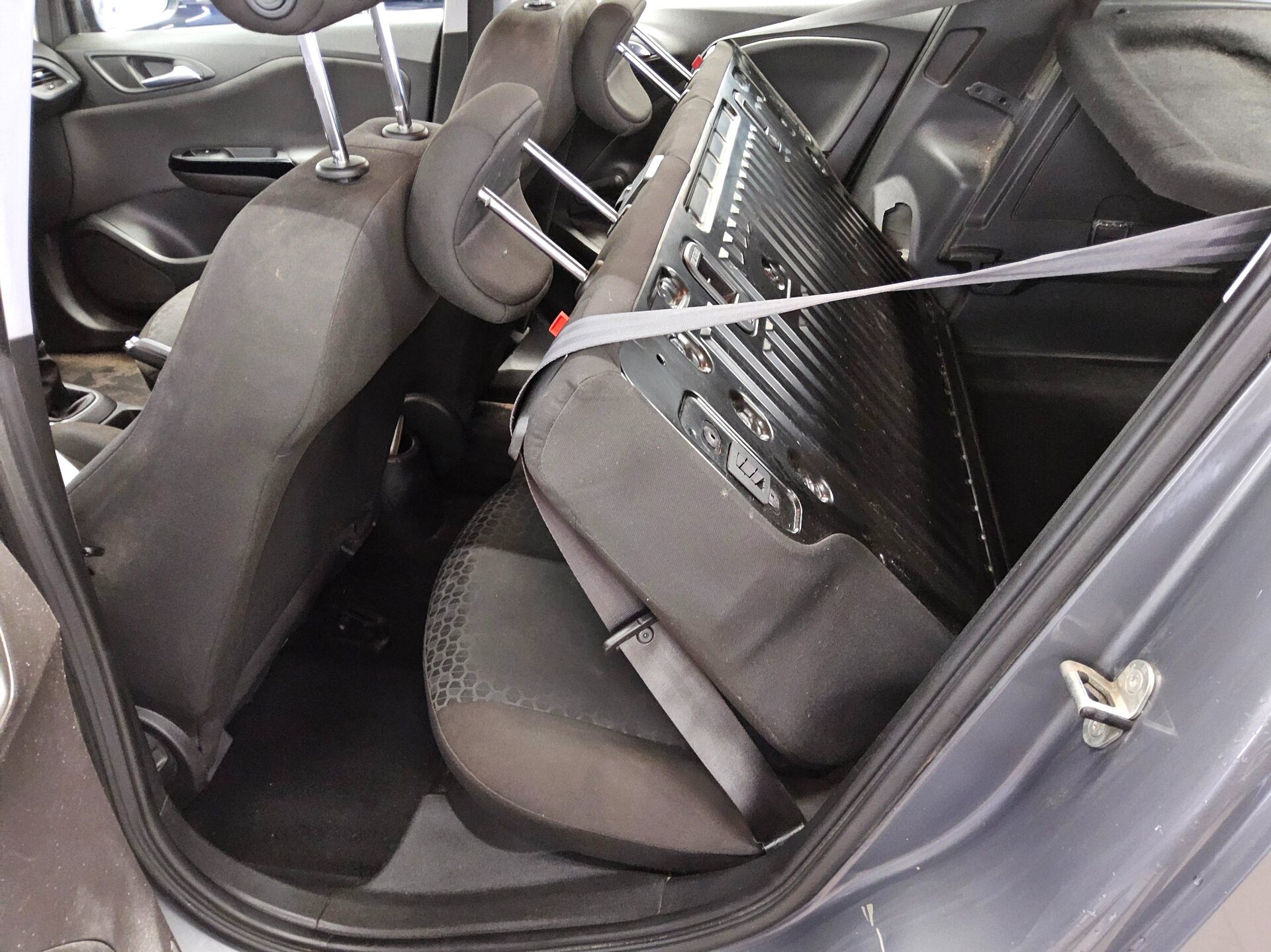 Opel Corsa 1.2 Edition CD Klima Isofix Bordcomputer 12