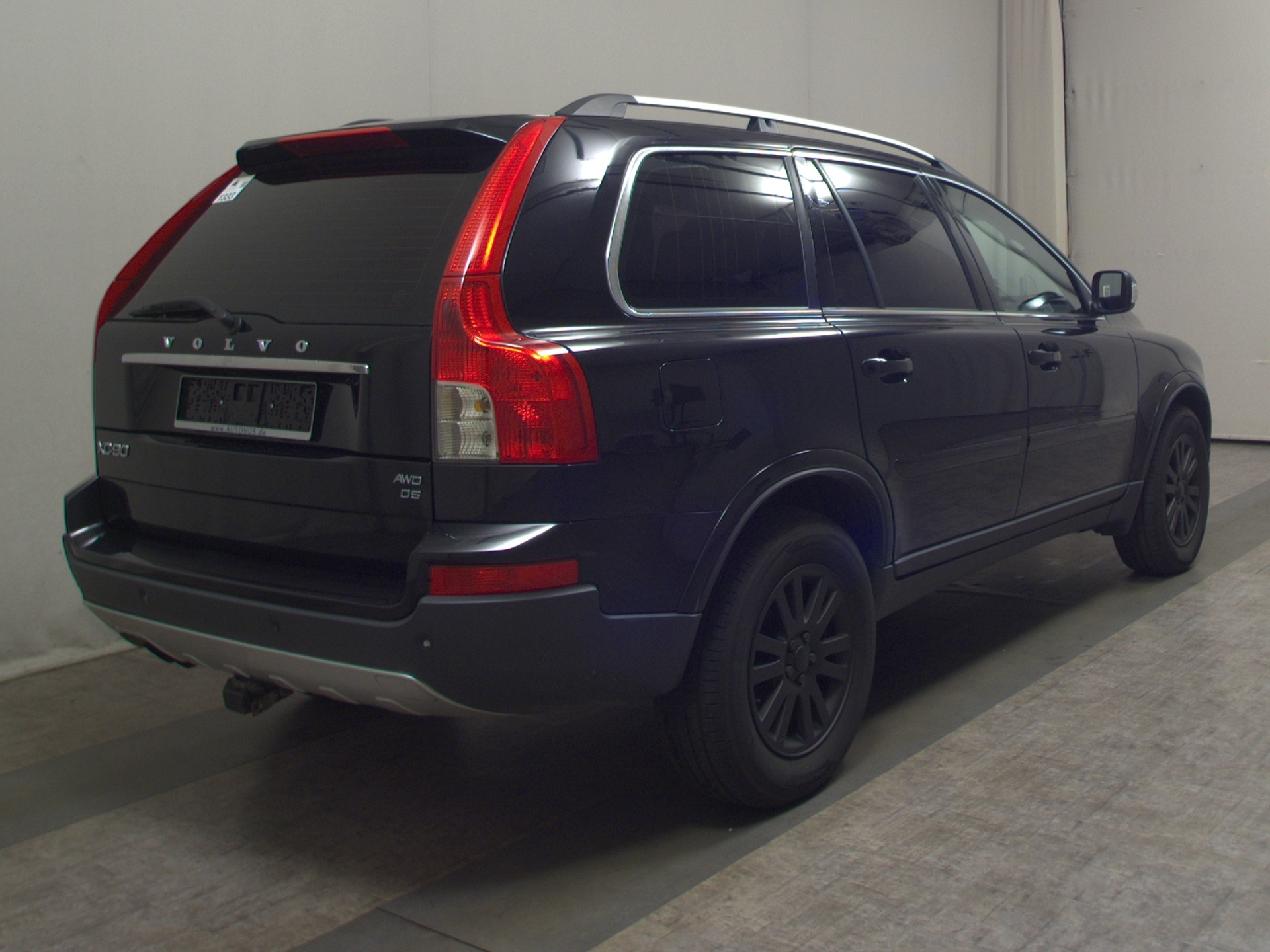 Volvo XC90 D5 7-Sitze Leder AHK HU 07/27 4