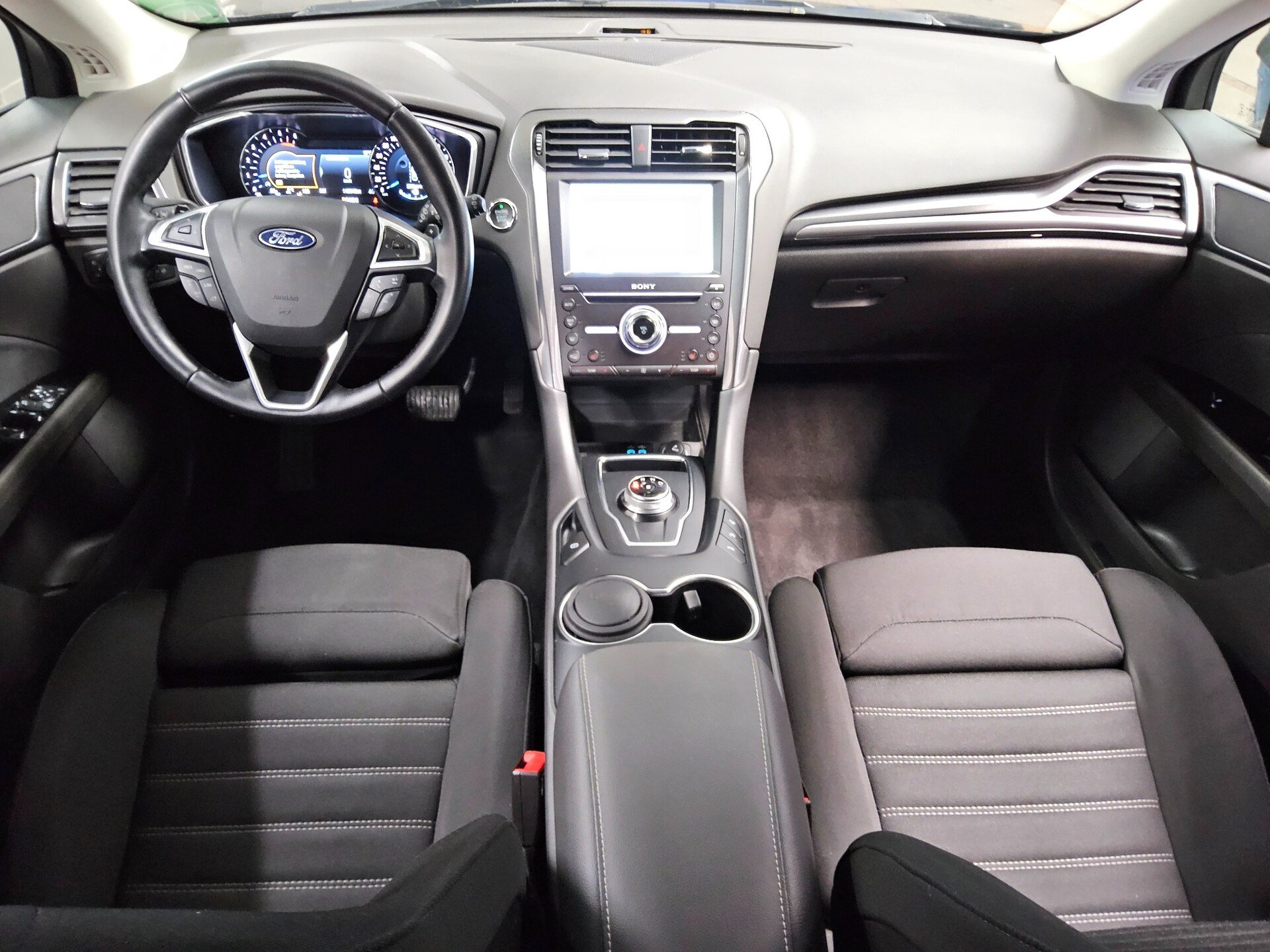Ford Mondeo Turnier 2.0 EB Titanium Navi LED RfK AHK 5