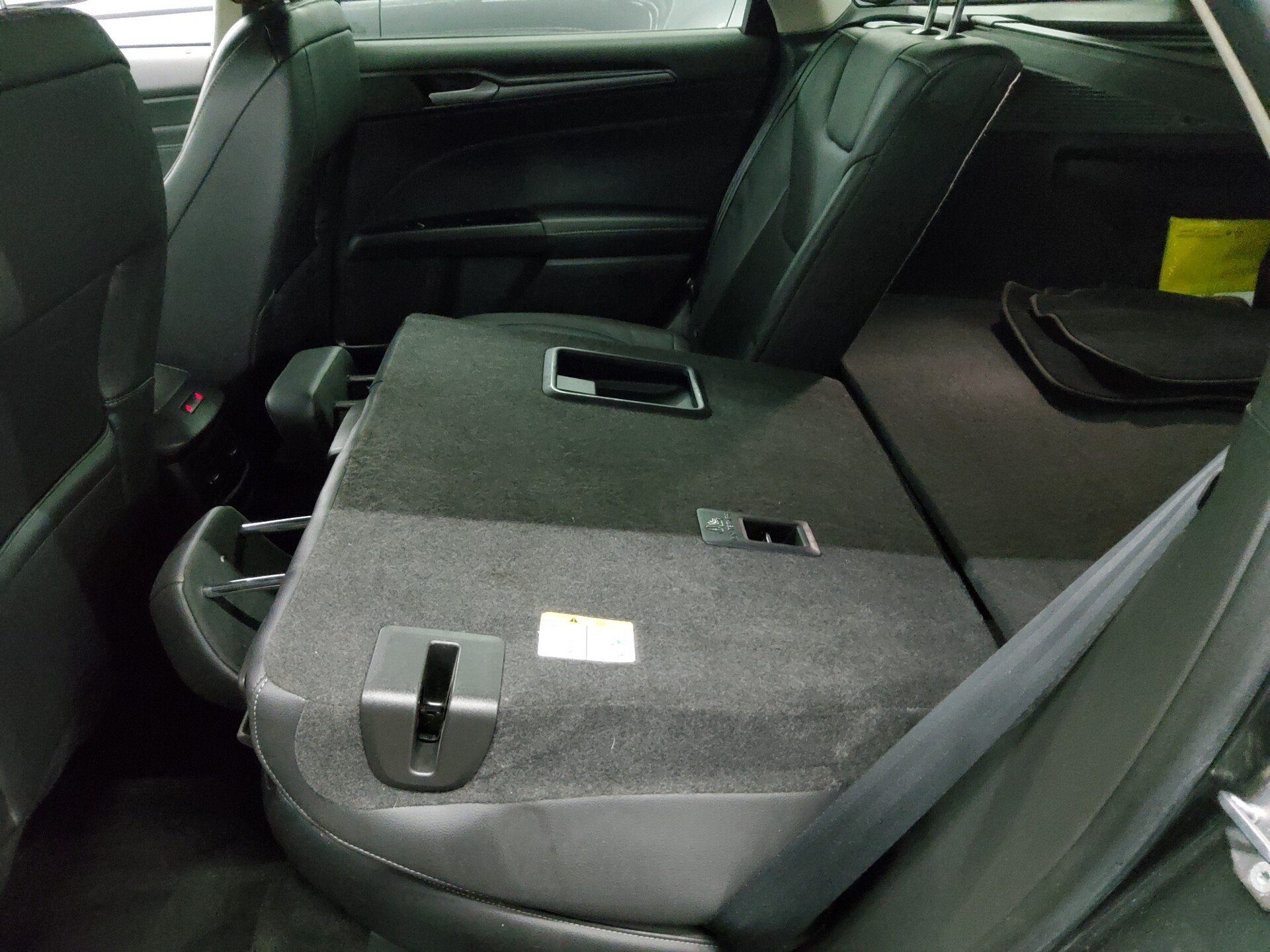 Ford Mondeo Turnier 2.0 EB Titanium Leder Navi RFK 12