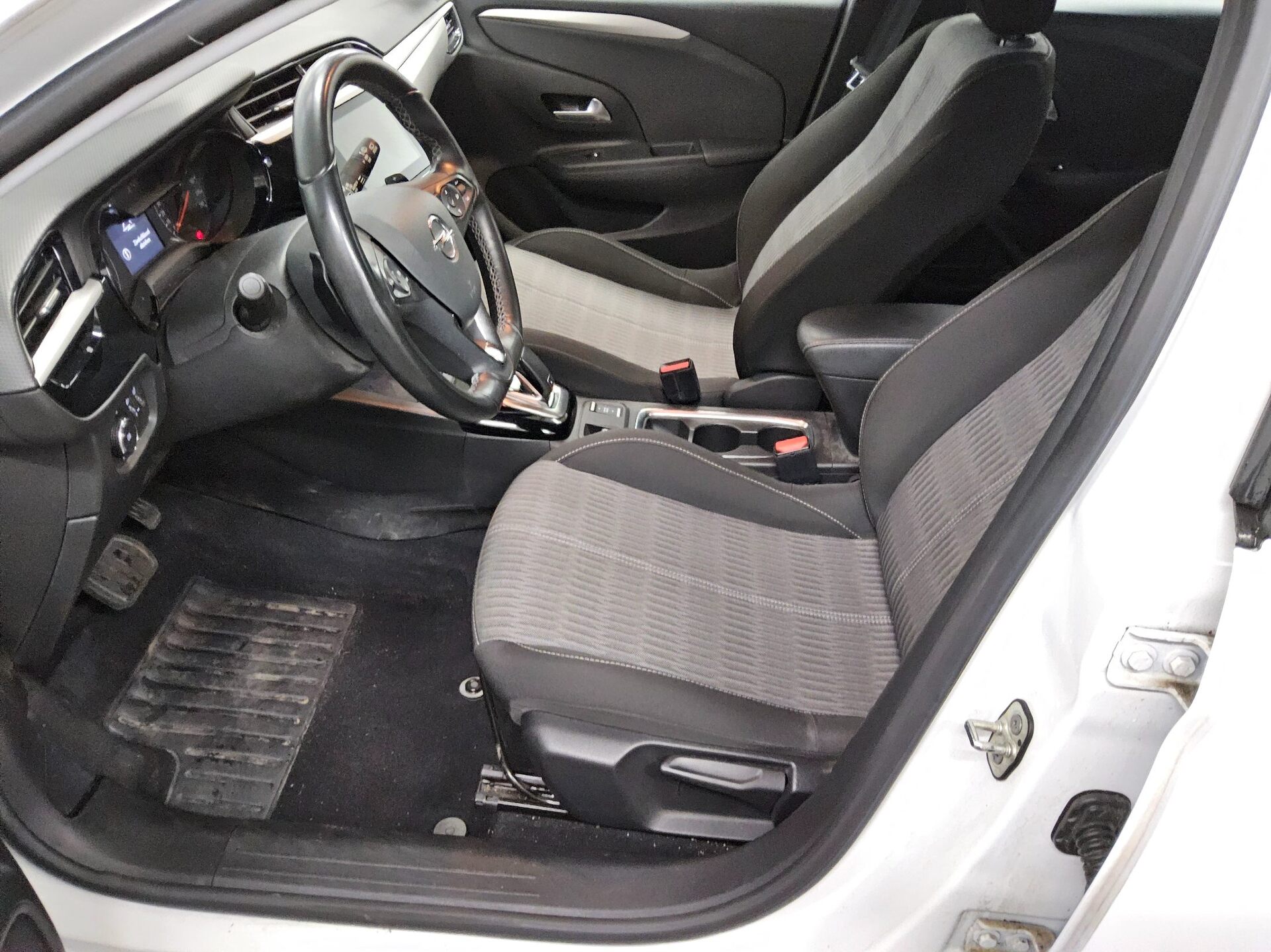 Opel Corsa 1.2 Edition LED Shz PDC 8