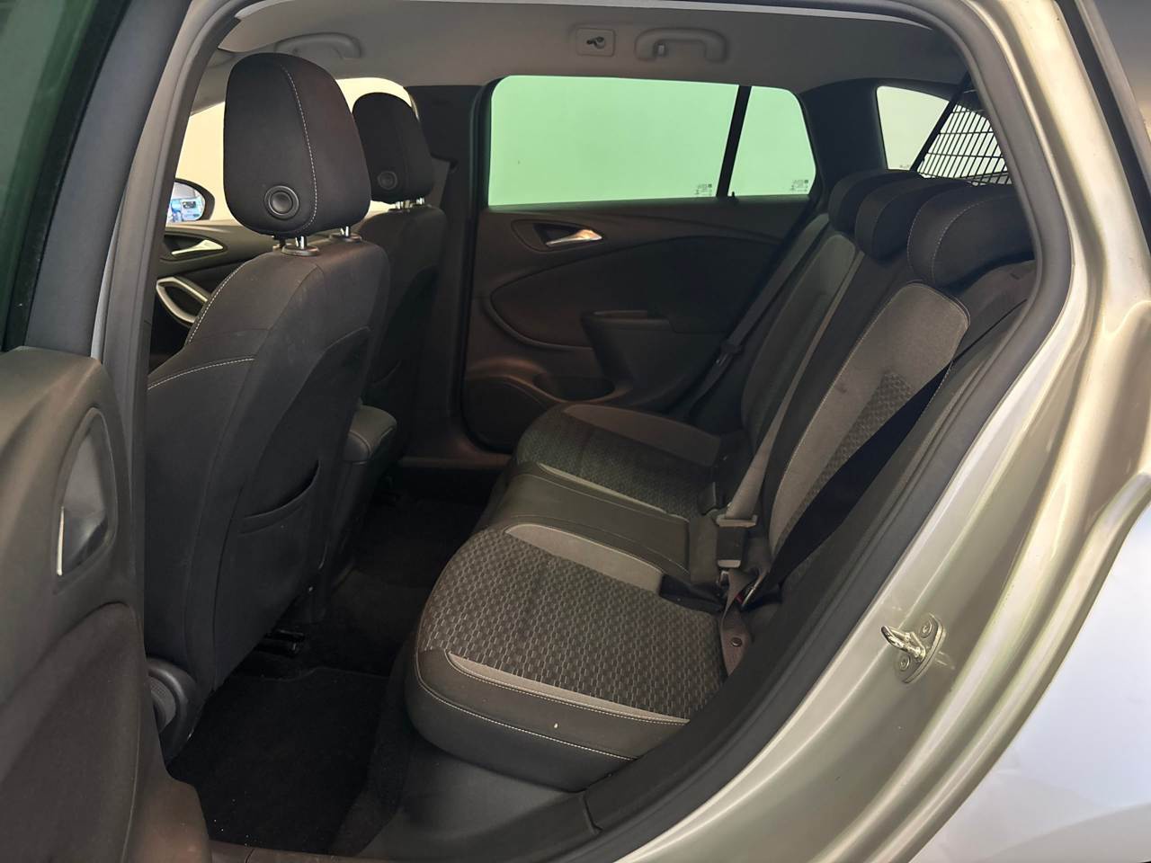 Opel Astra 1.5 D Edition NAVI LED SHZ PDC AHK 7