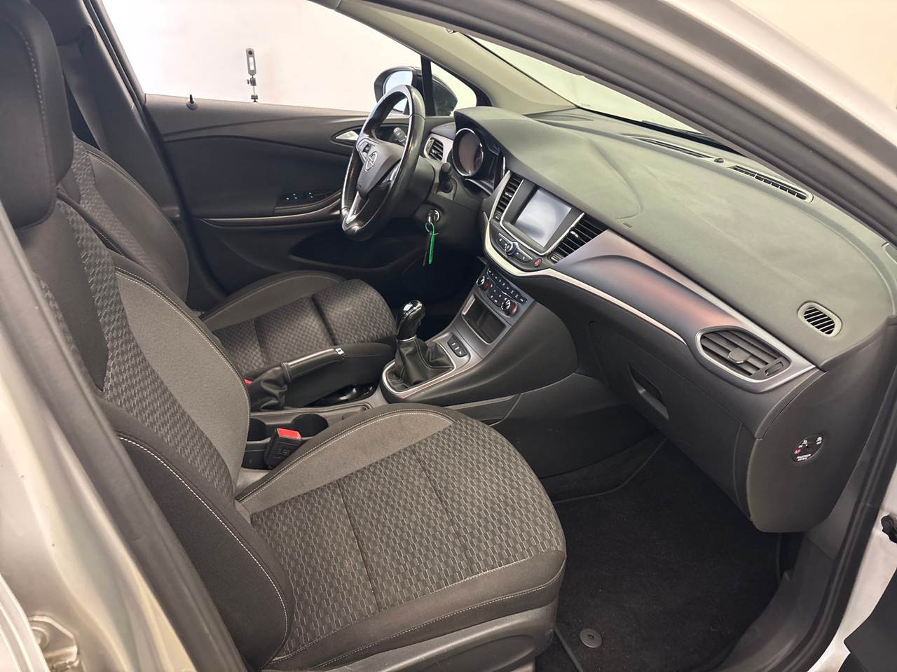 Opel Astra 1.5 D Edition NAVI LED SHZ PDC AHK 6