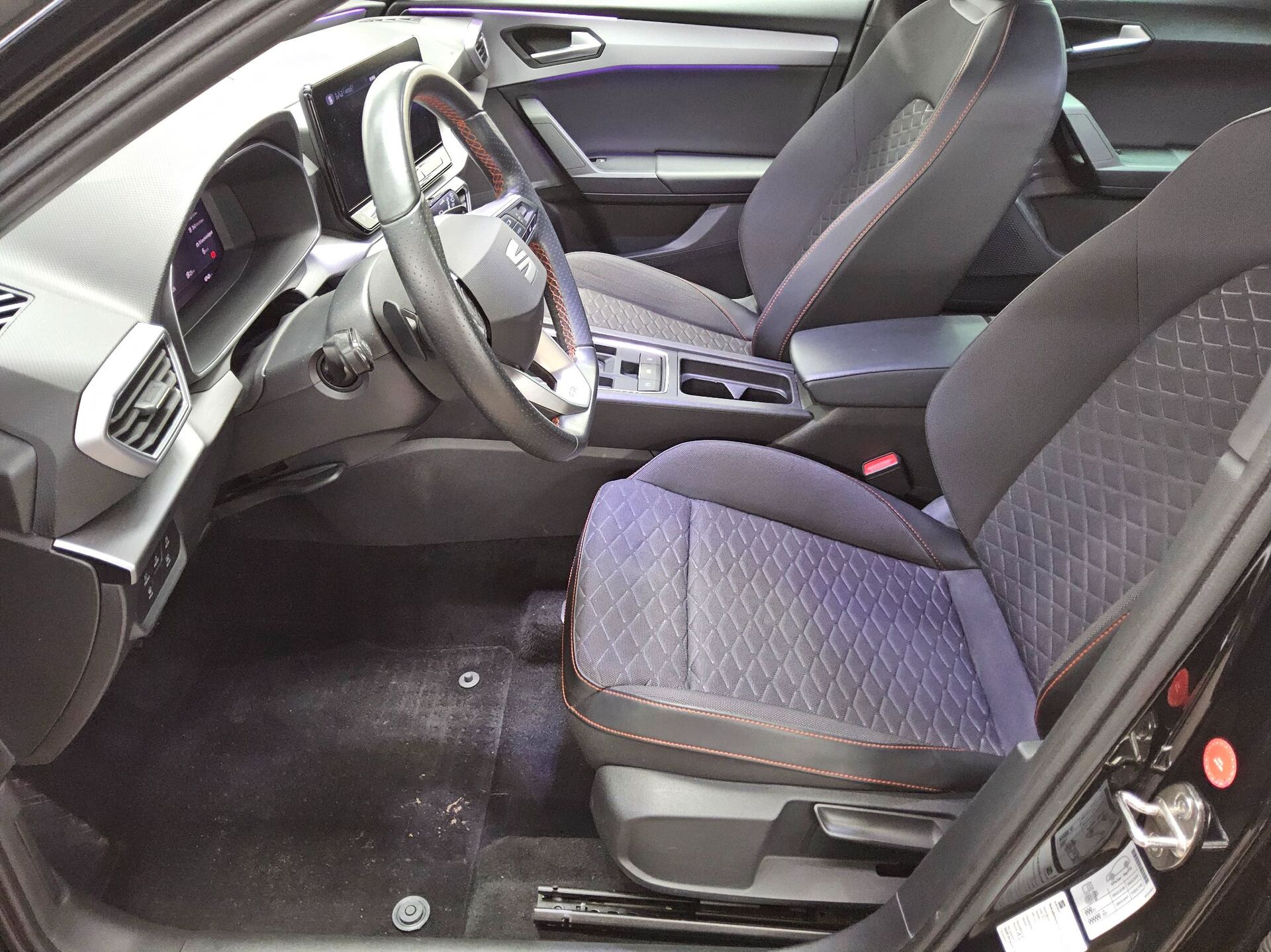 Seat Leon Sportstourer 1.4 e-HYBRID Navi LED AID Shz AHK RFK 9