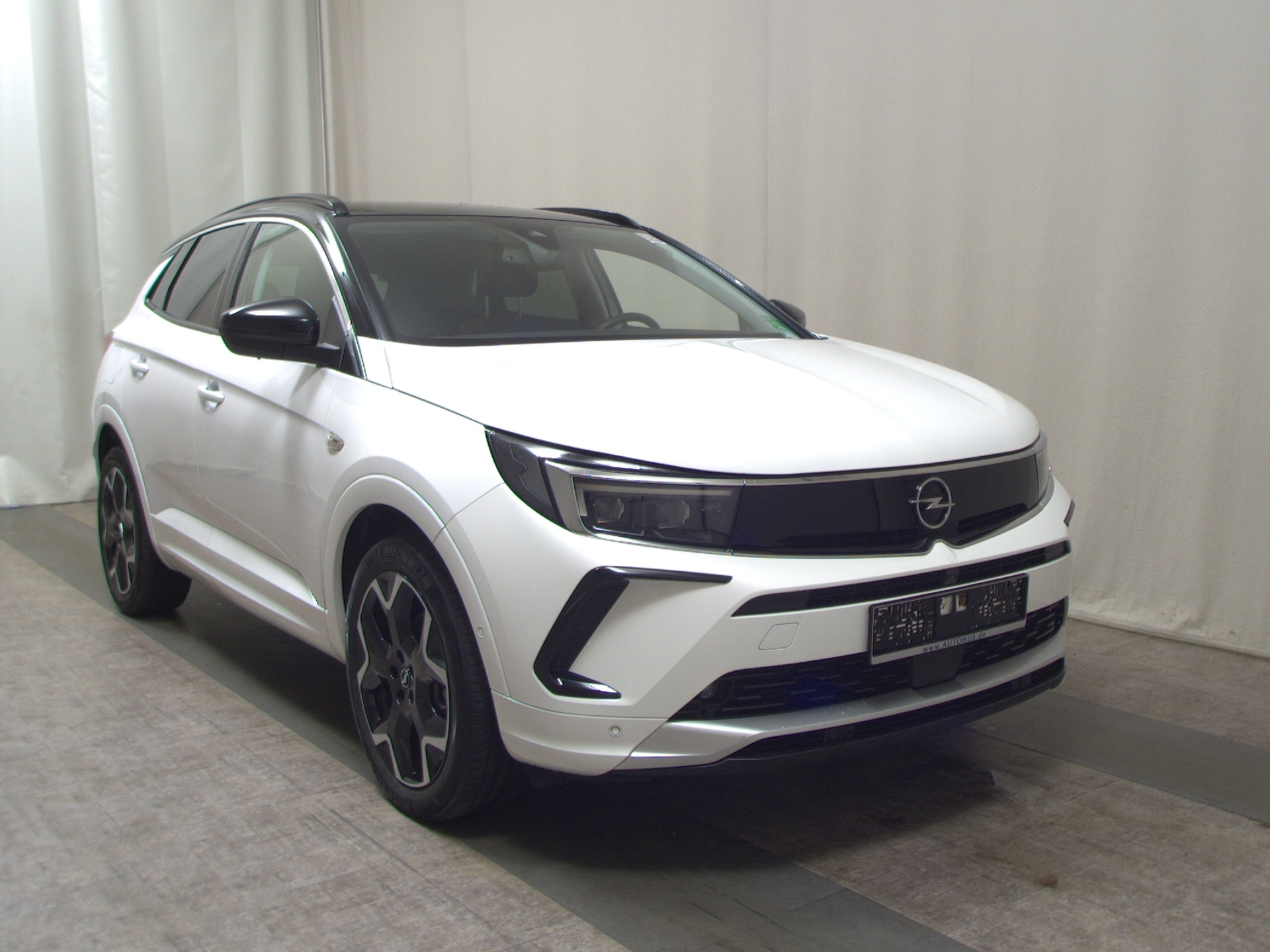 Opel Grandland X 1.2 Turbo Elegance Leder Nav LED AHK 3