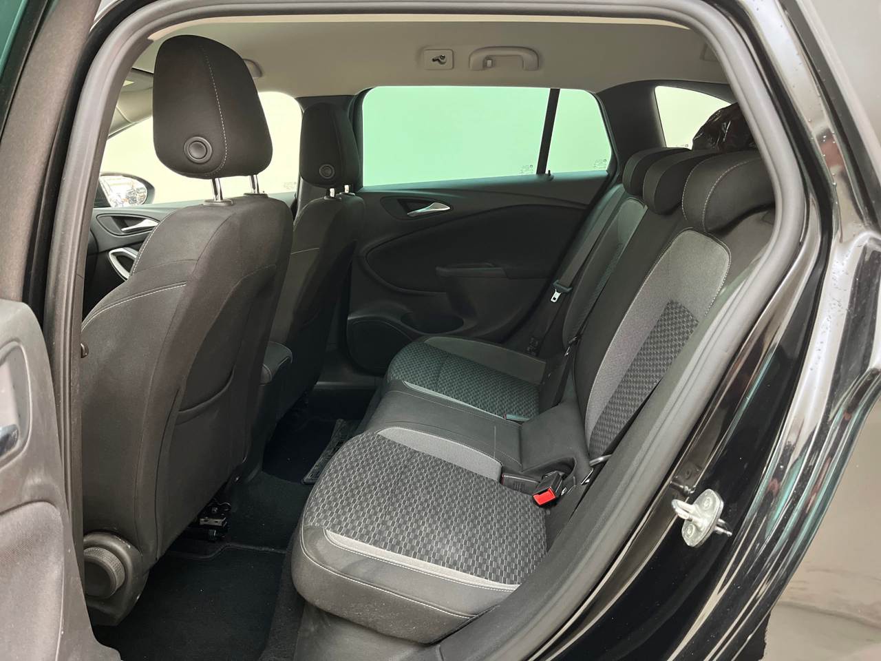 Opel Astra ST 1.5 D Business Ed. NAVI PDC LED AHK SPURHALTE 7