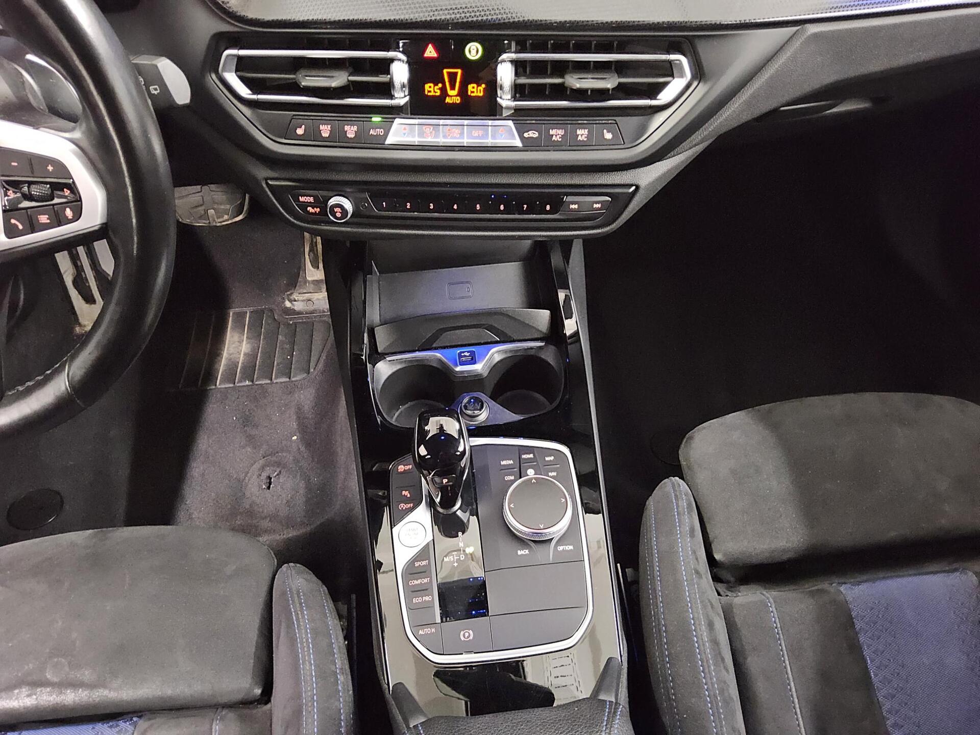 BMW 120dA M-Sport Navi LED LC-Pro H-K ACC Shz Memory 6