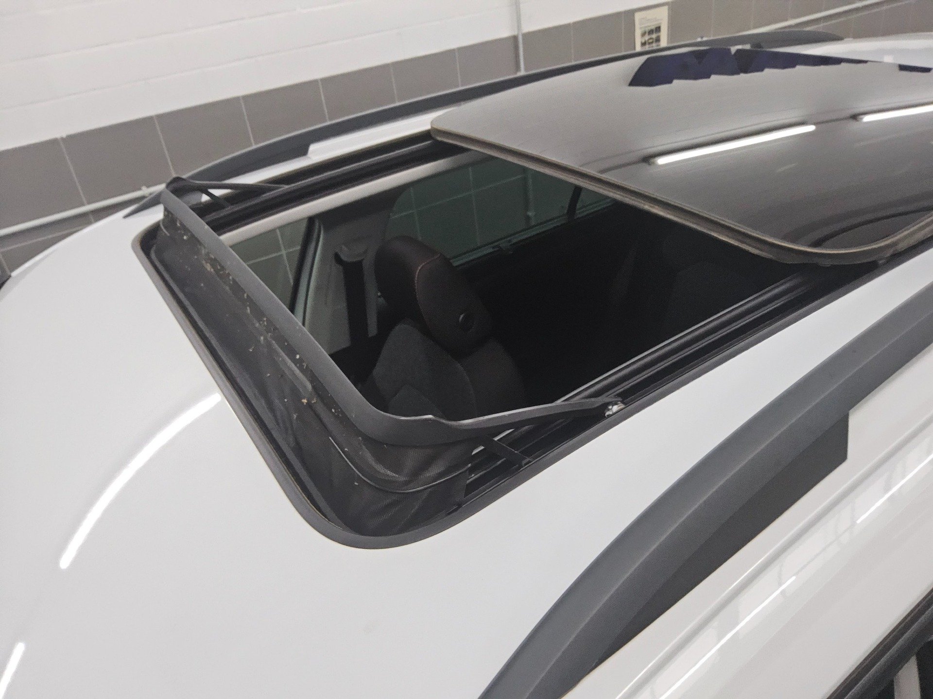 Skoda Kodiaq 2.0 TDI 4x4 Clever Navi LED Pano RFK AHK 12