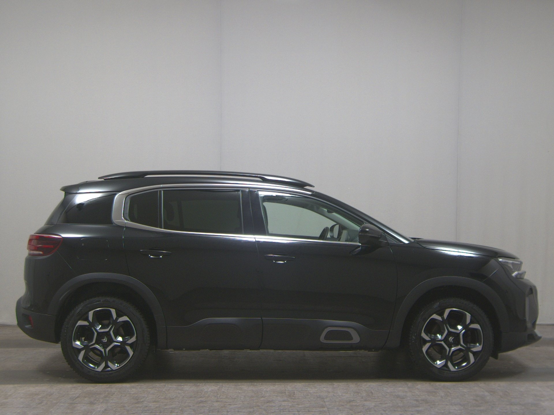 Citroën C5 Aircross 1.2 PureTech Shine Navi LED Kamera