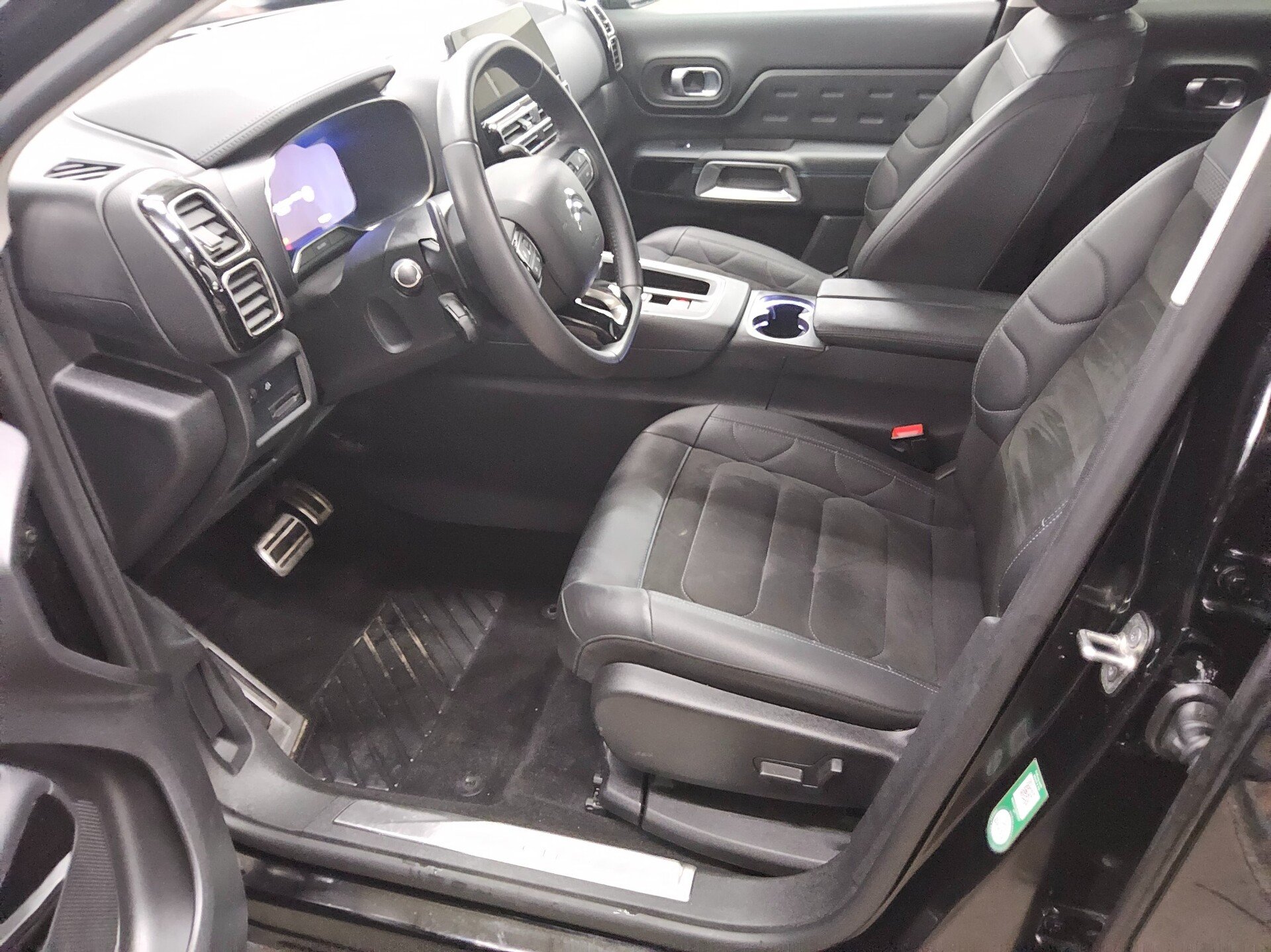 Citroën C5 Aircross 1.2 PureTech Shine Navi LED Kamera 9