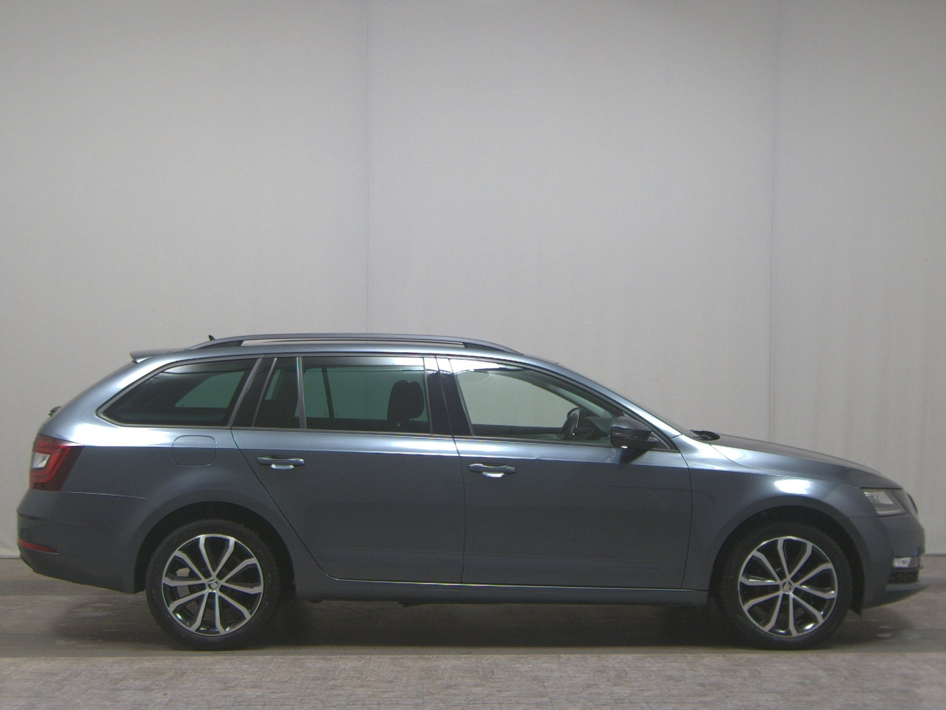 Skoda Octavia Kombi 1.6 TDI Soleil Navi LED RfK ACC