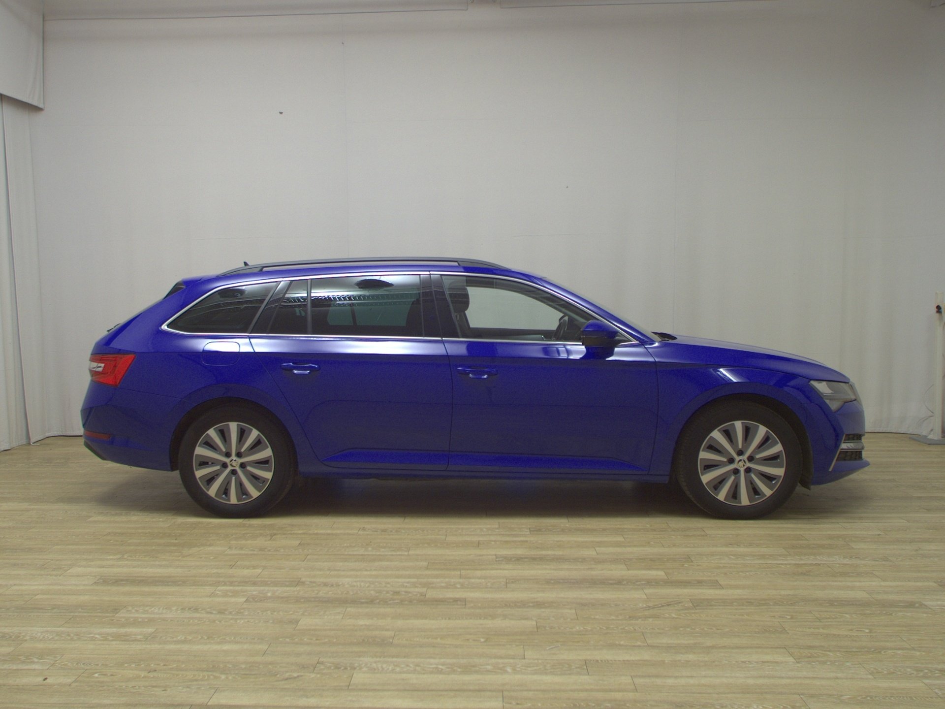 Skoda Superb Kombi 1.4 TSI iV Ambition Navi vc RFK ACC
