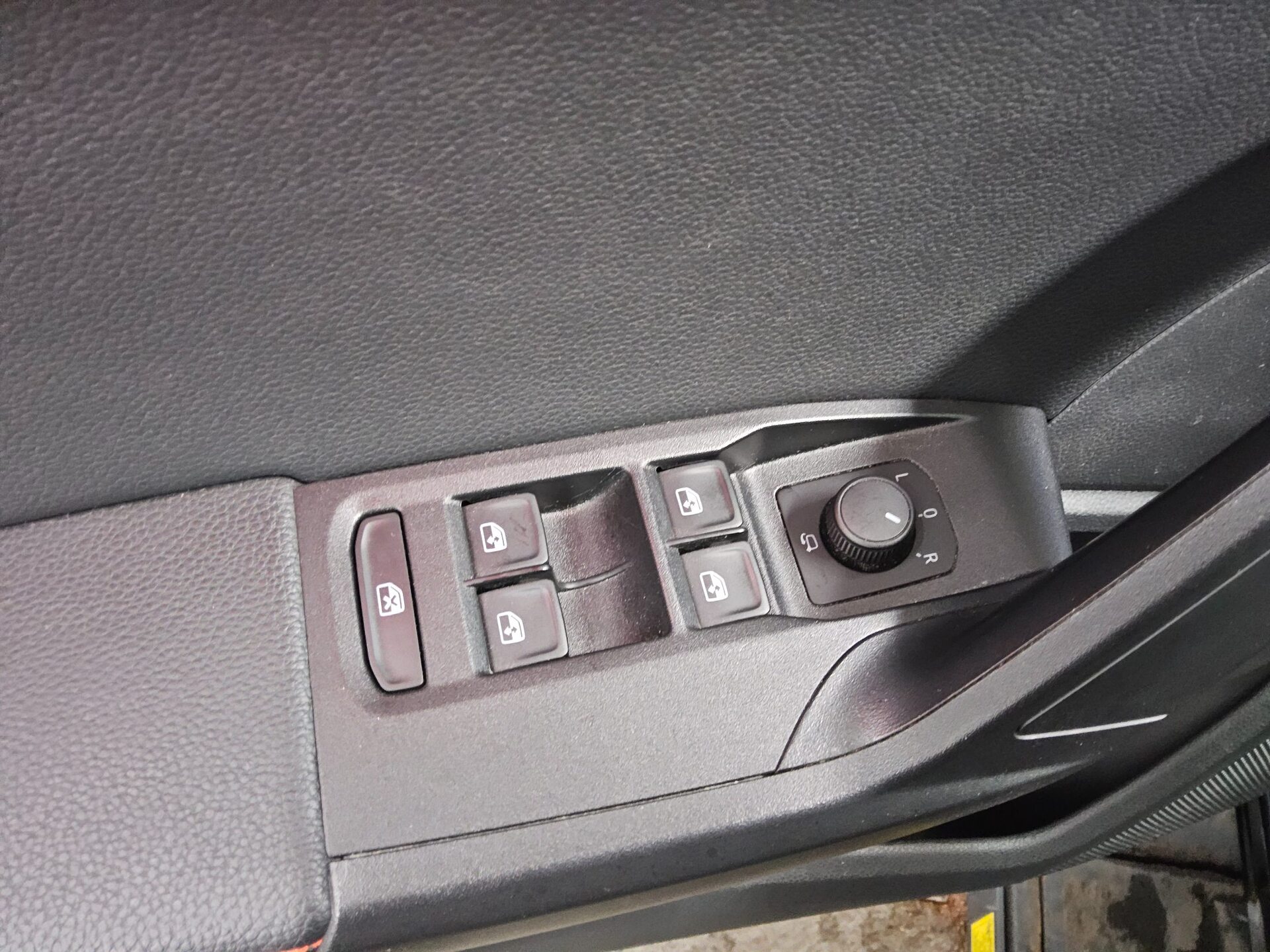 Seat Ibiza 1.0 TSI FR-Line Navi LED vc Rückfahrkamera 9