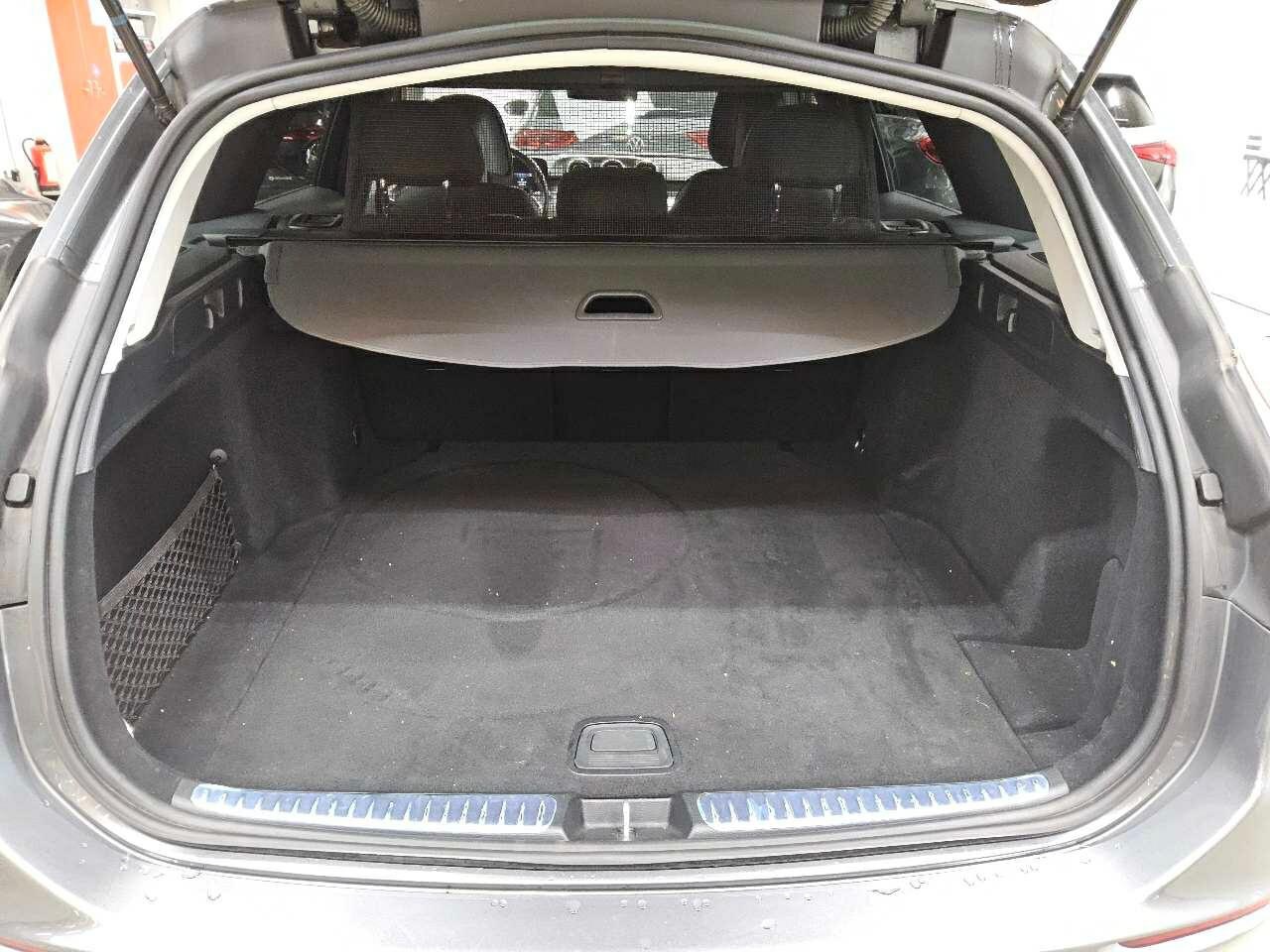 Mercedes-Benz C 220 T d Avantgarde NAVI LED LEDER SHZ RFK 10