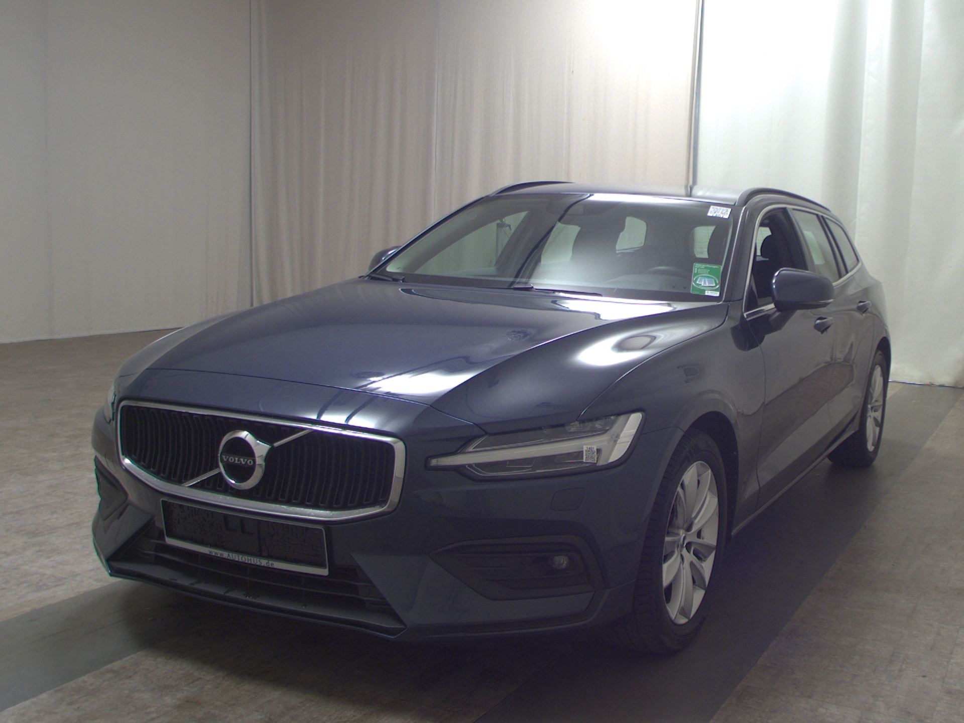 Volvo V60 B4 D Momentum Pro Navi LED RFK SHZ Memory 2