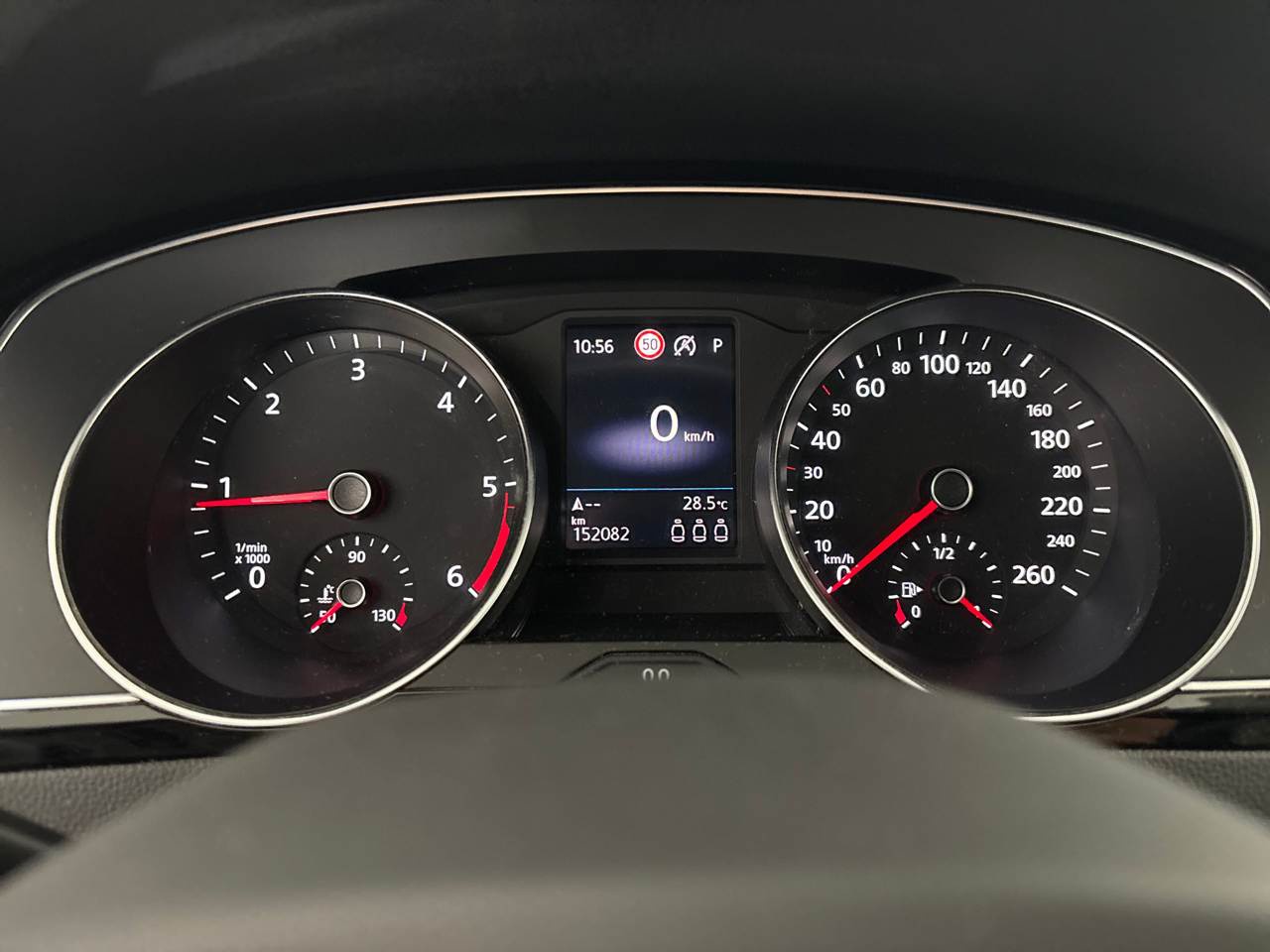 Volkswagen Passat Variant 2.0 TDI Business NAVI LED SHZ RFK 9