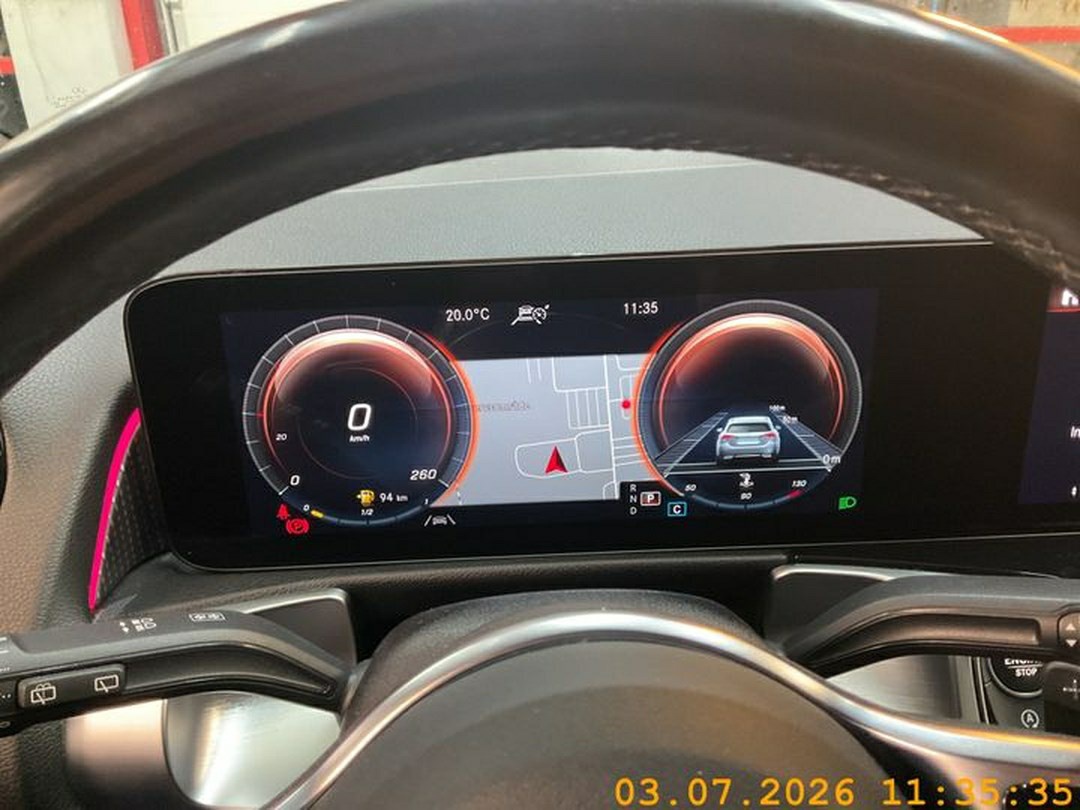 Mercedes-Benz GLB 220 d Progressive Navi LED AHK 9