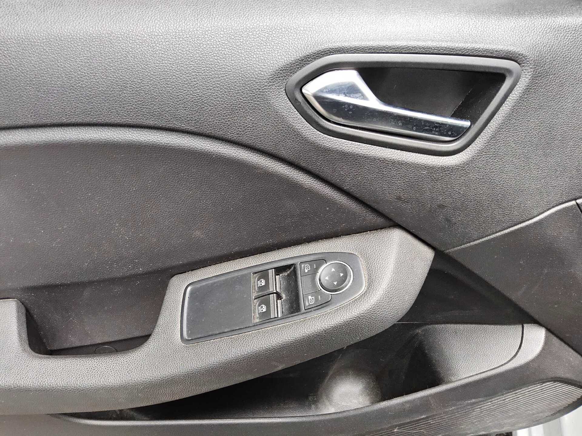 Renault Clio 1.0 Navi LED 9