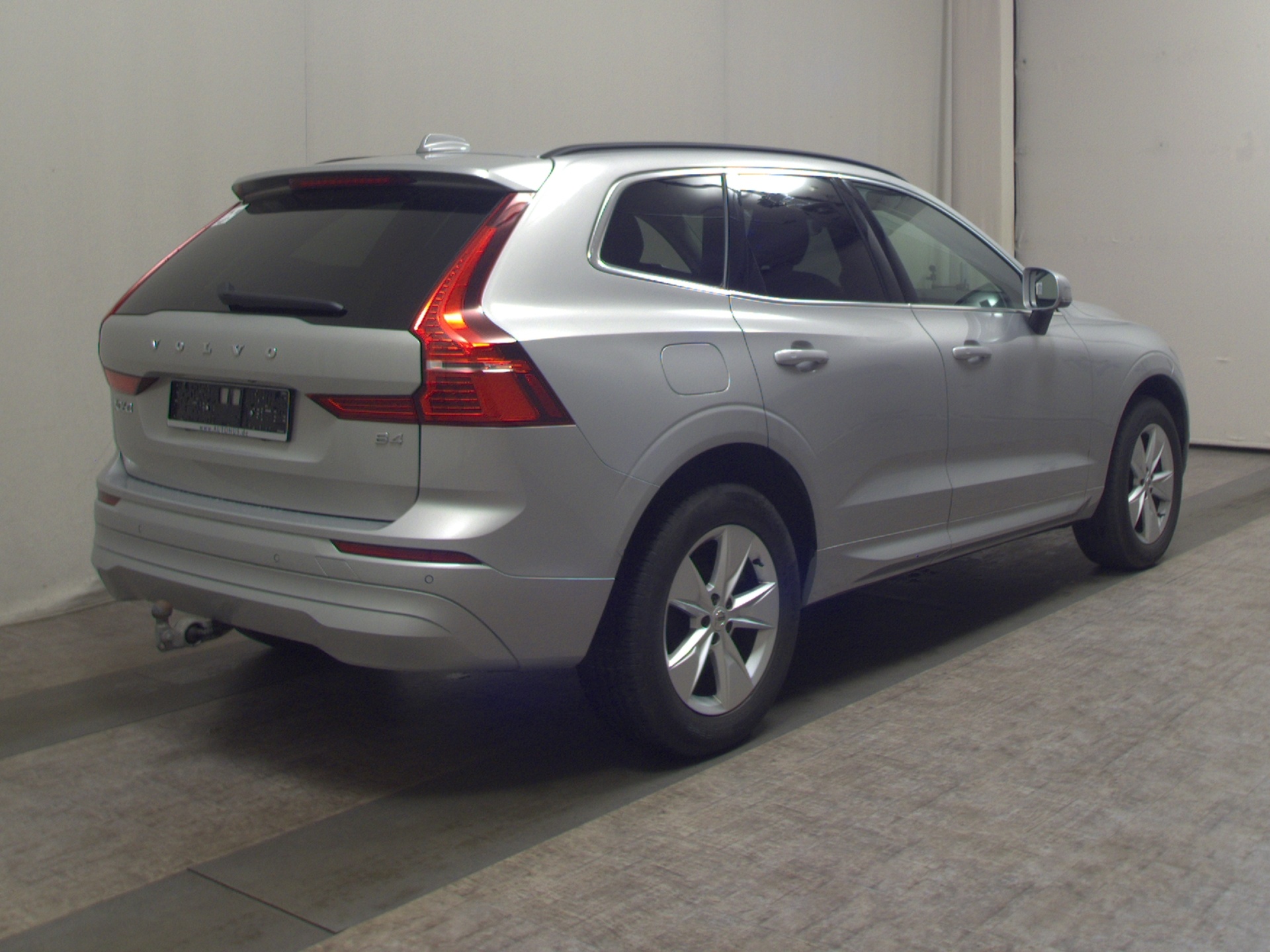 Volvo XC60 B4 D Core Navi LED Leder 4xShz AHK RFK 4