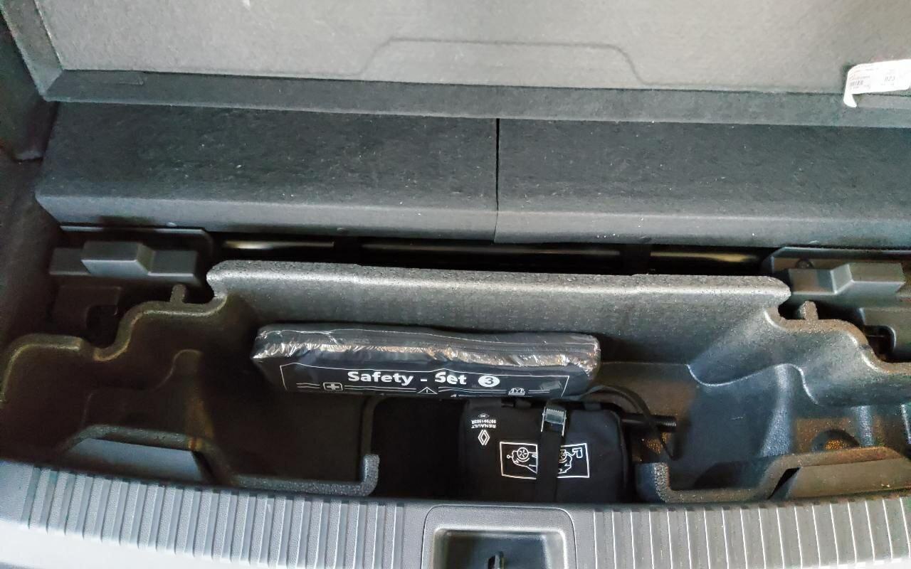 Renault Espace Techno Navi LED T-Leder 360° 10