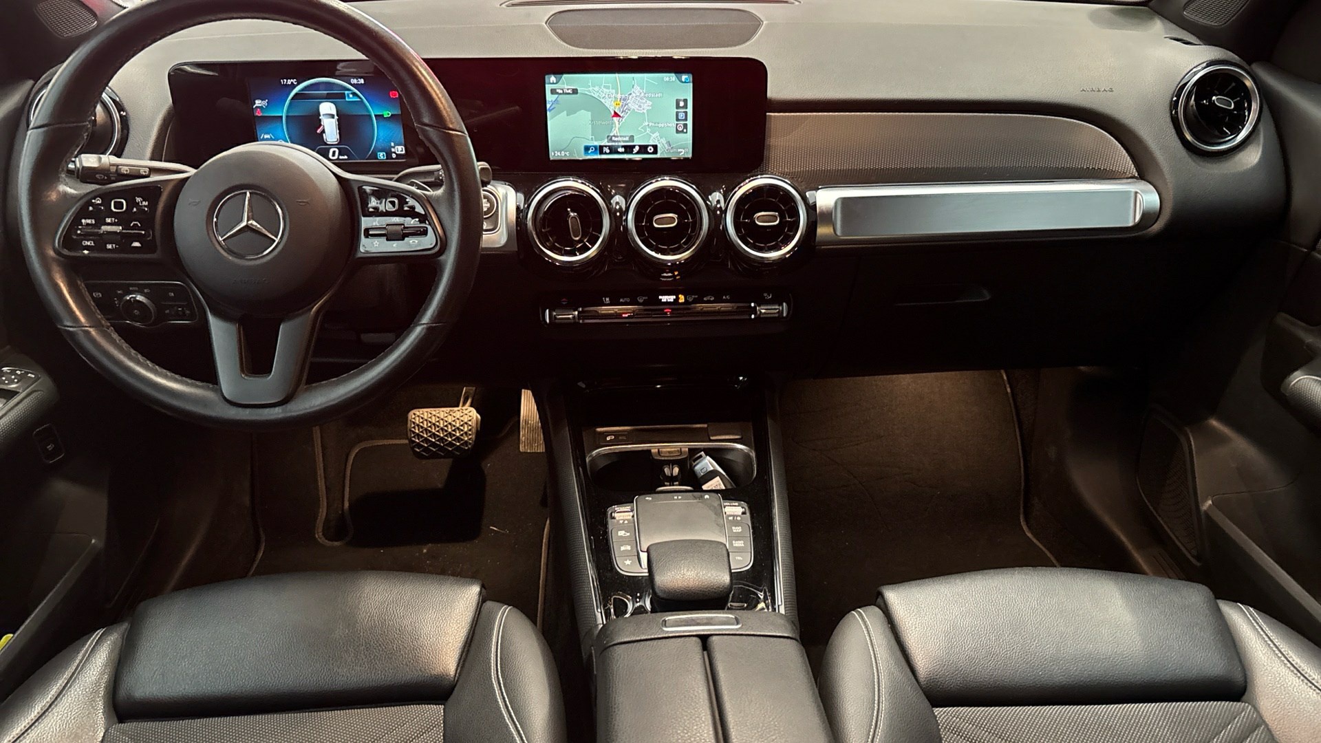 Mercedes-Benz GLB 200 d Style NAVI KLIMAAUT RADIO TEMPO MFL 5