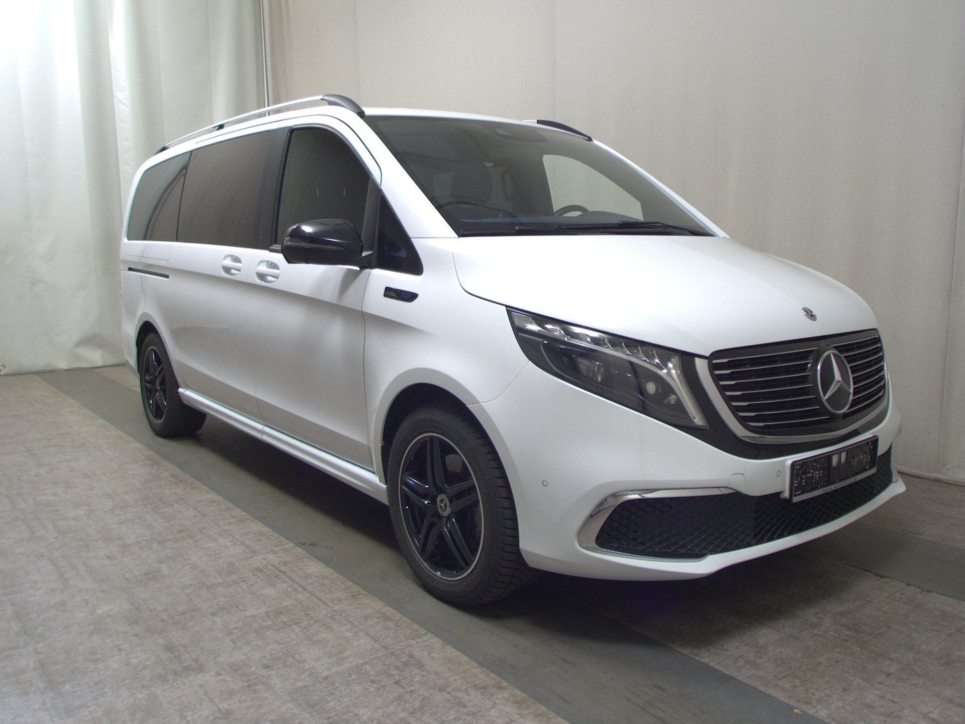Mercedes-Benz 300 300 lang DESIGN NAVI LED SHZ ACC 3