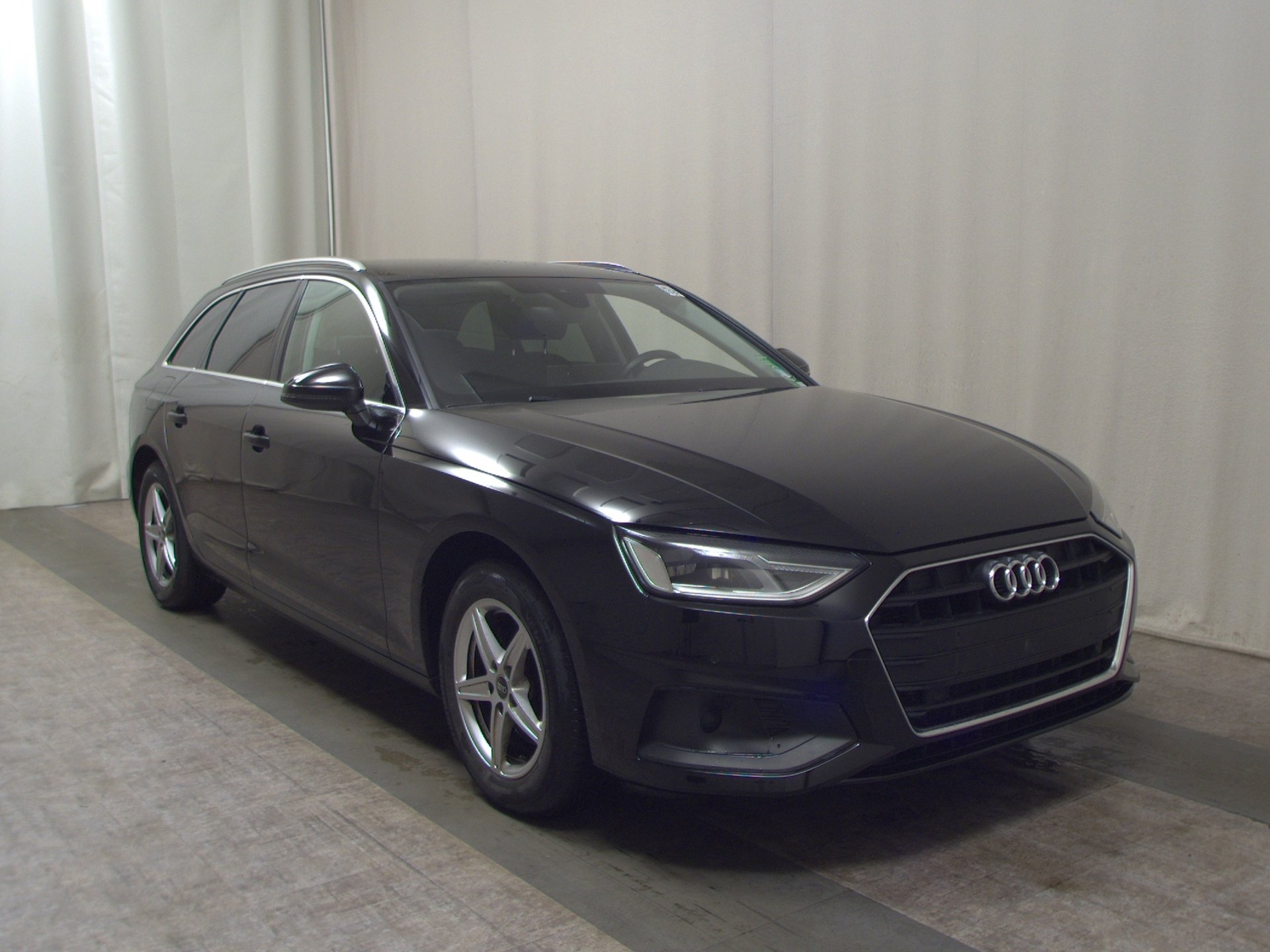 Audi A4 Avant 35 TDI KLIMAAUT LED DSP Sound AHK 3