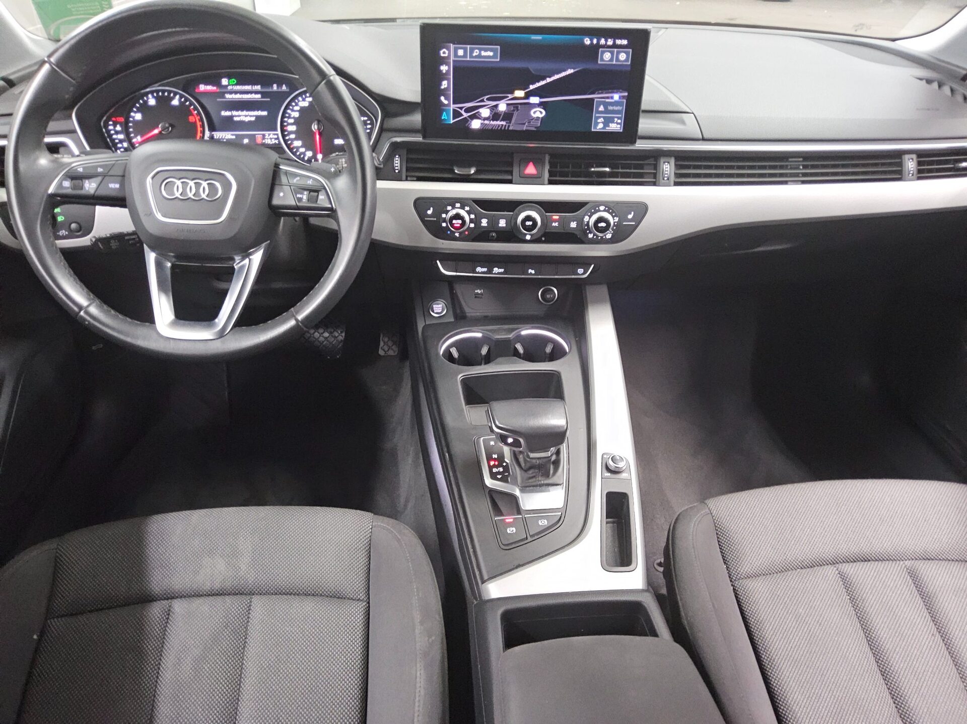 Audi A4 Avant 35 TDI KLIMAAUT LED DSP Sound AHK 5