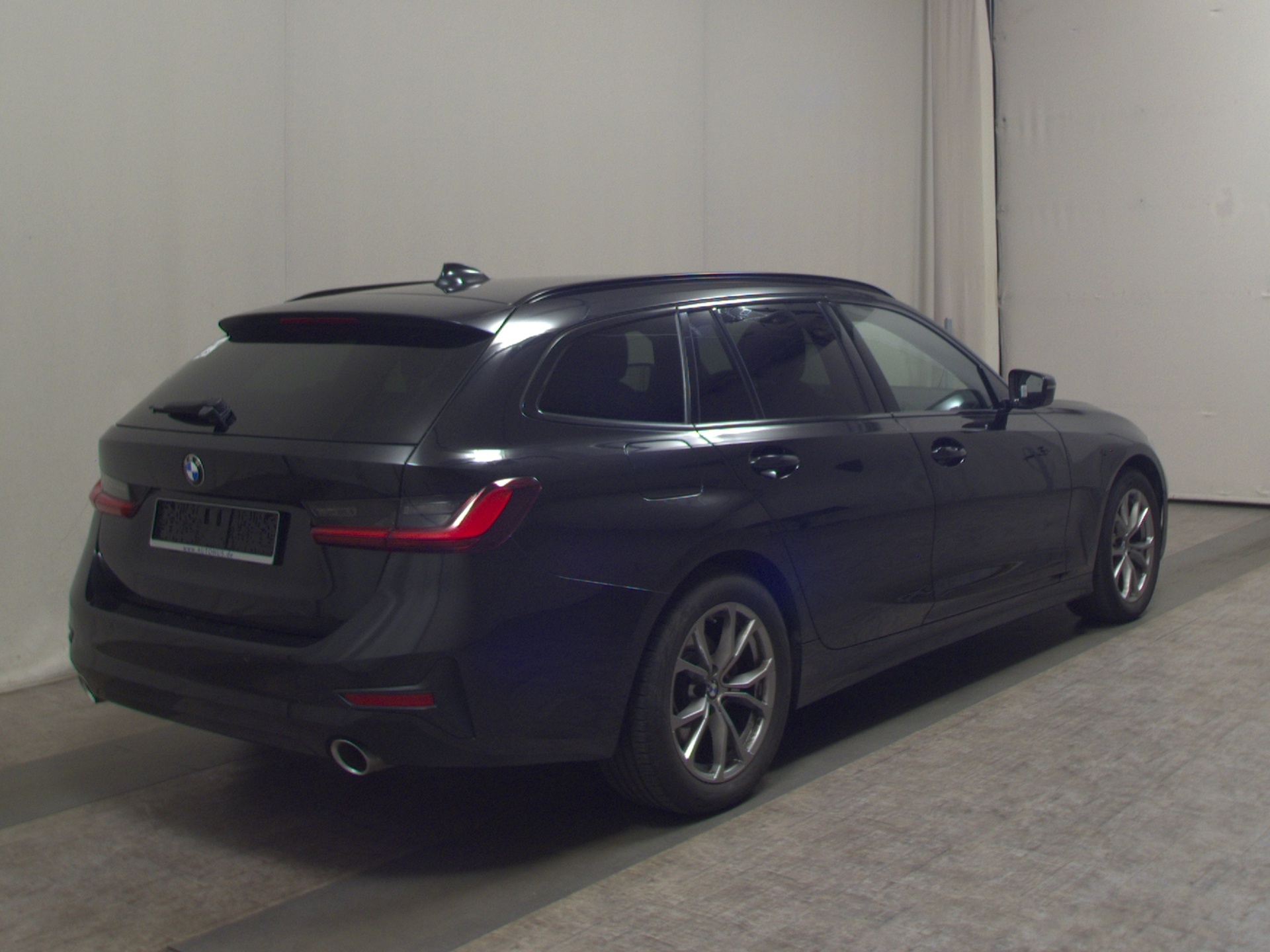 BMW 320d Touring Sport-Line T-Leder Navi LED LC prof. PDC 4
