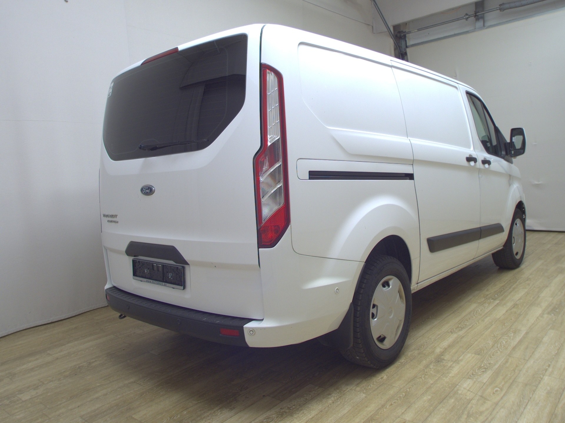 Ford Transit Custom L1H1 2.0 TDCi Trend NAVI SHZ PDC Klima 4